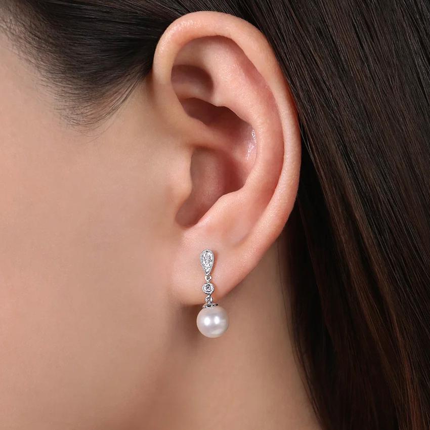 Pendientes Gota Perla Diamante Boda Formal Oro Amarillo o Blanco 14k EG9902 en Nuevo estado para la venta en Austin, TX