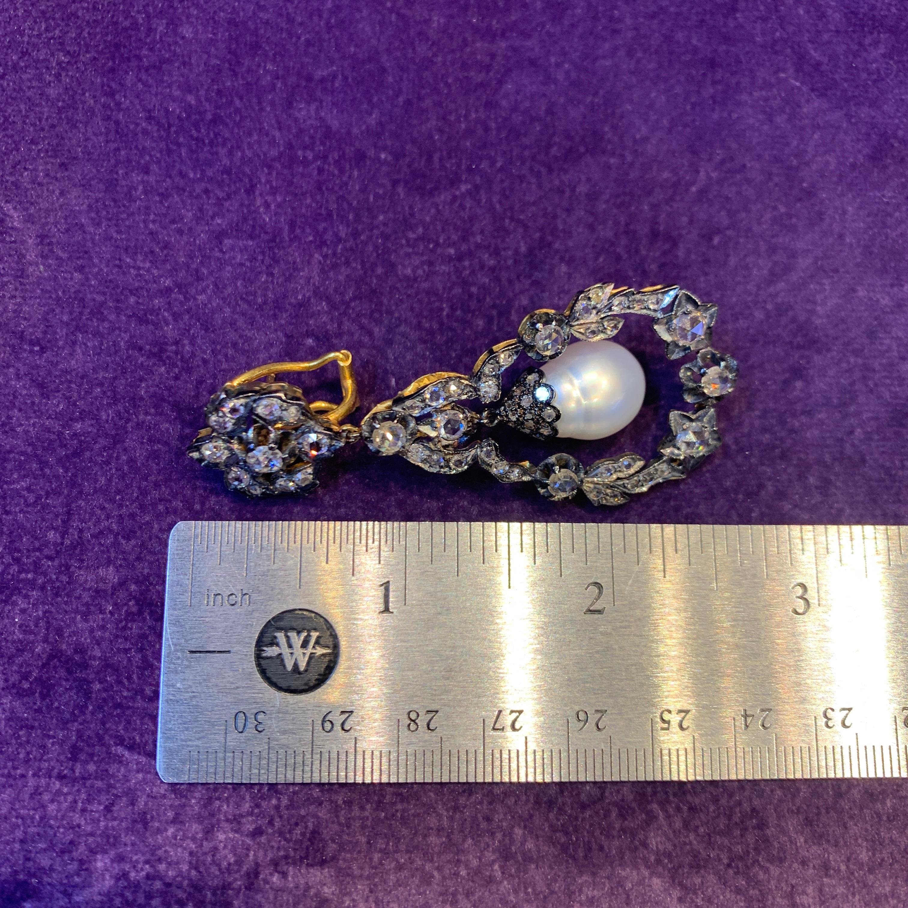 Boucles d'oreilles en perles et diamants en vente 2