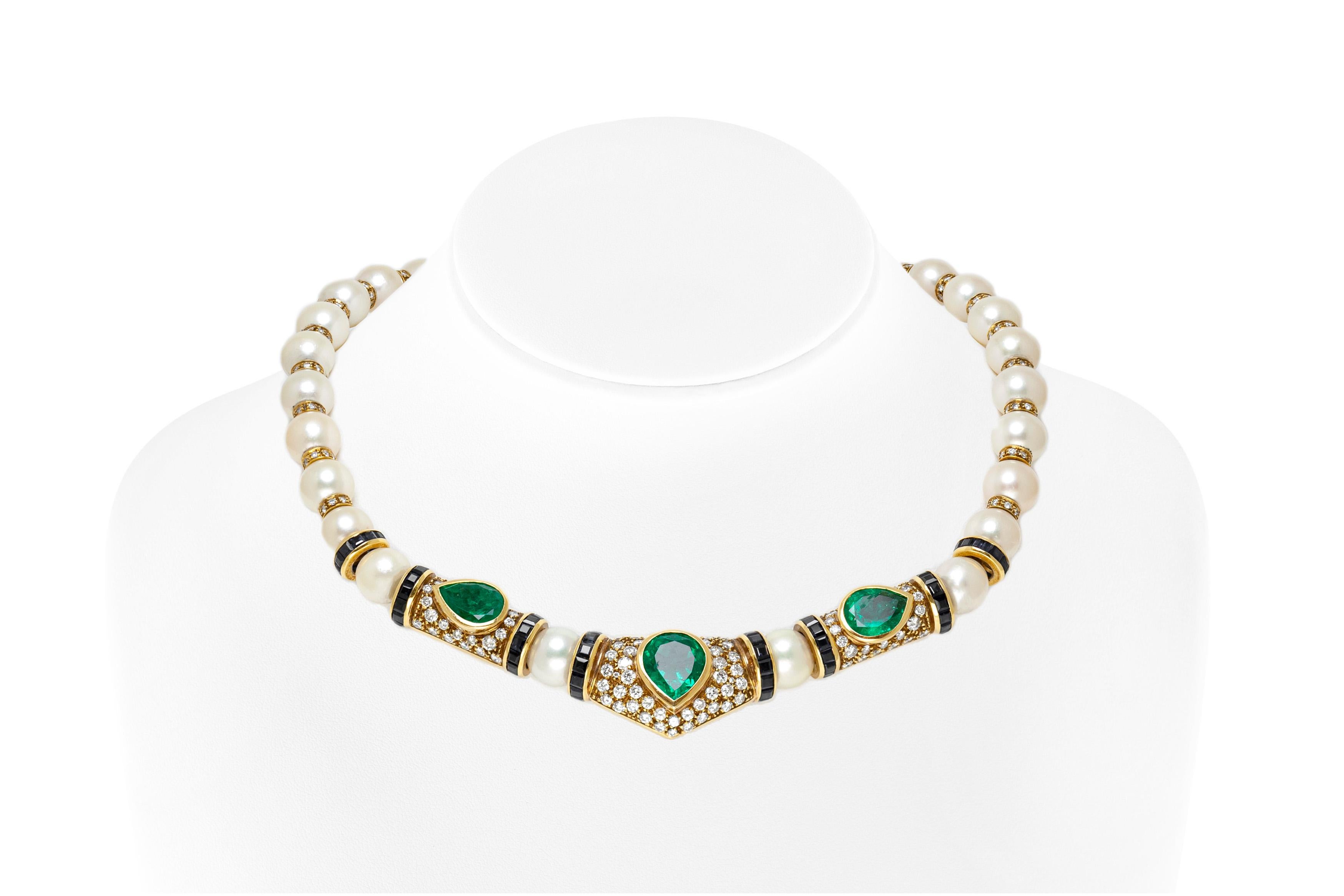 Necklace, finely crafted in 18k yellow gold with pearls, emeralds weighing approximately a total of 20.00 carat and diamonds weighing approximately a total of 10.50 carat. Circa 1980's.