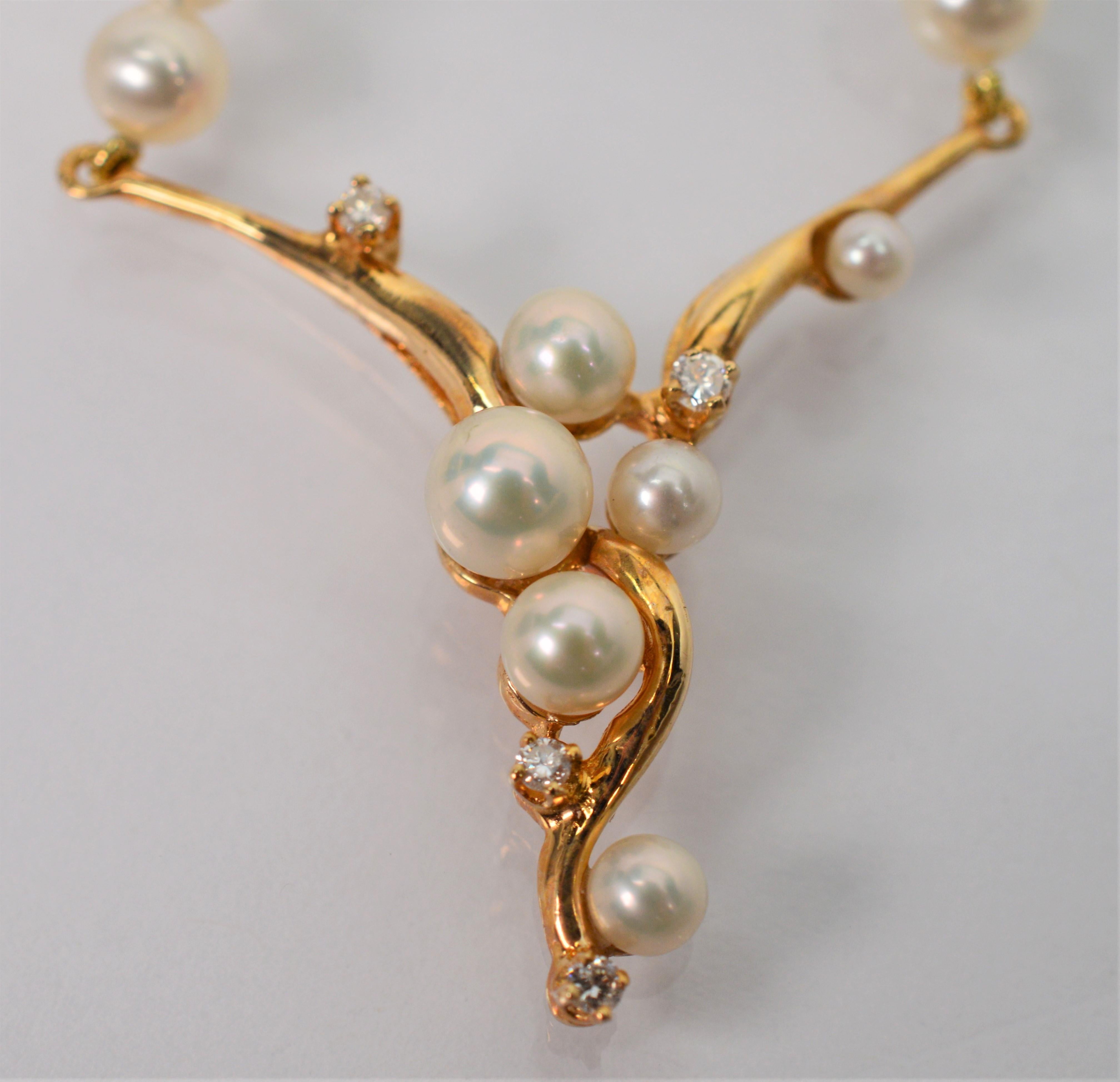 Round Cut Pearl Diamond Accented Gold V Drop Pendant Pearl Strand Necklace For Sale