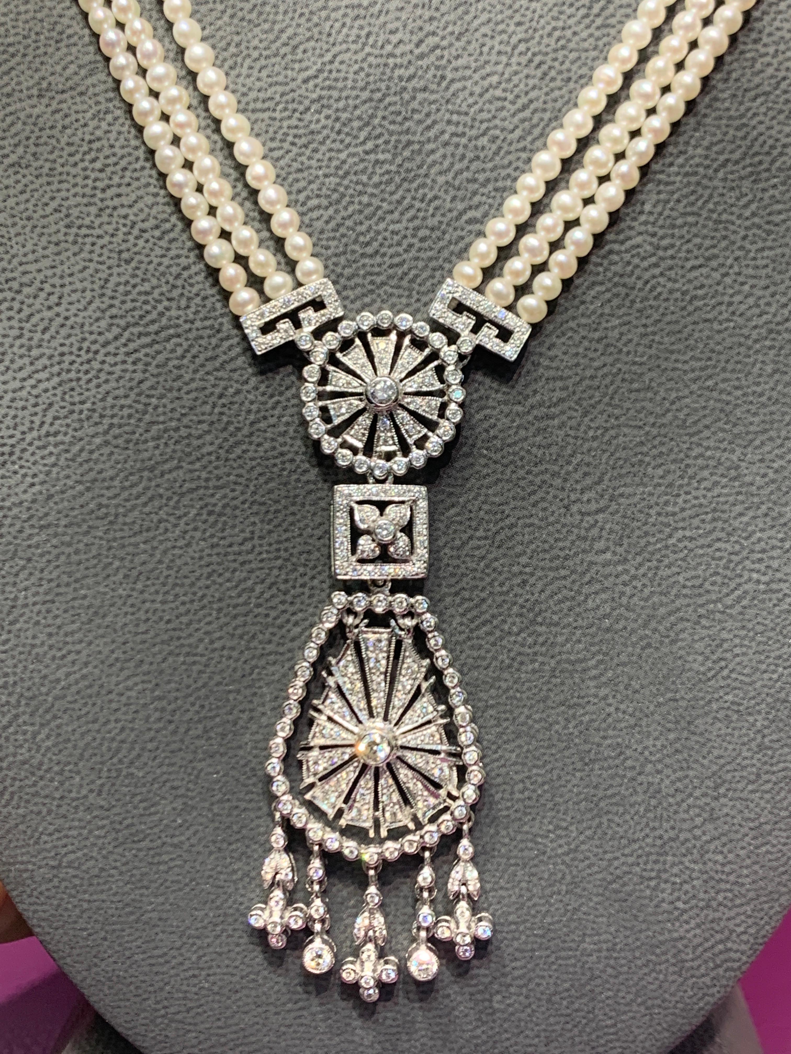 Mehrstrangige Perlen- und Diamanttropfen-Halskette im Zustand „Hervorragend“ im Angebot in New York, NY