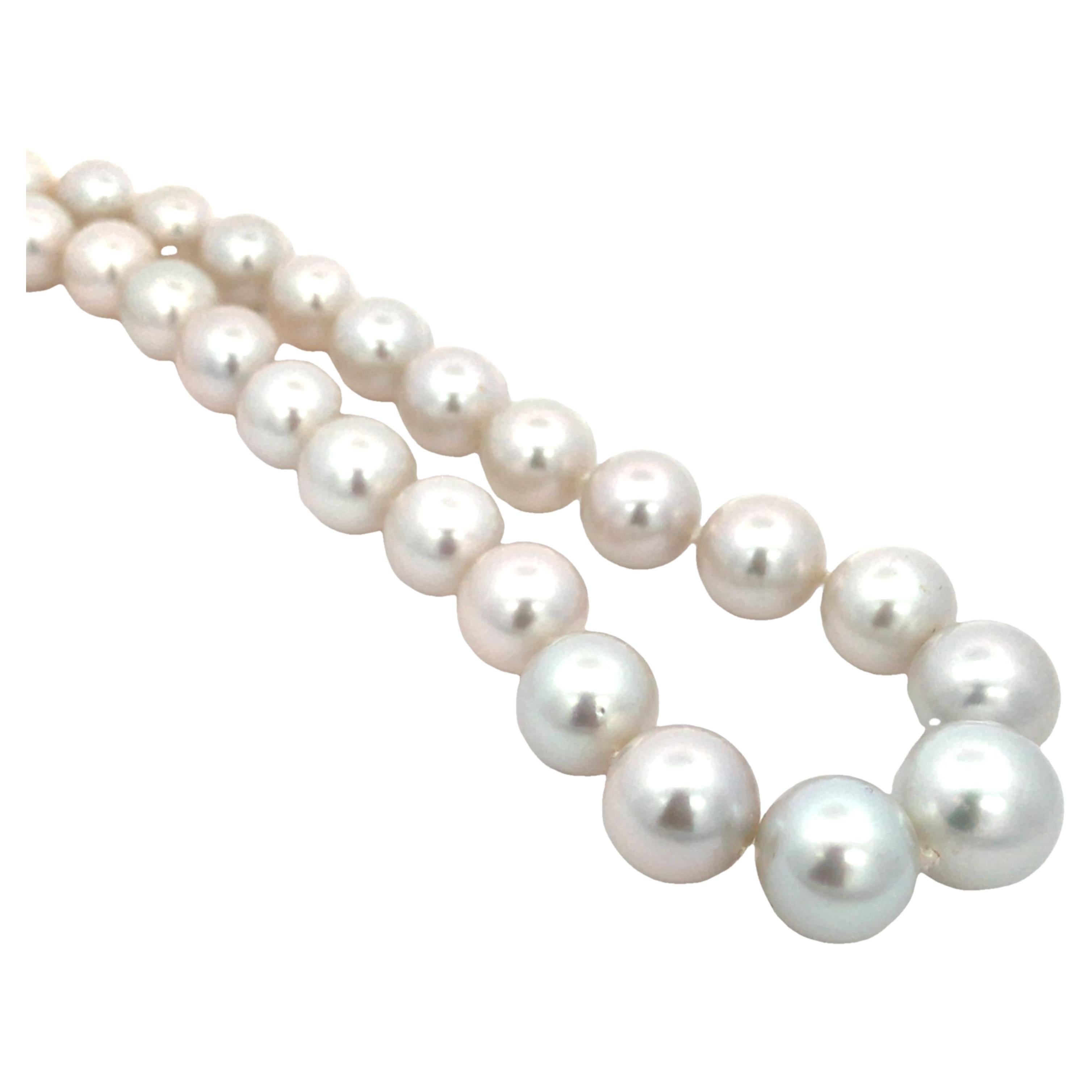 Collana di perle e diamanti in vendita