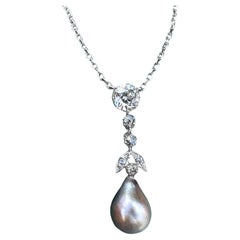 Collier de perles et de diamants 