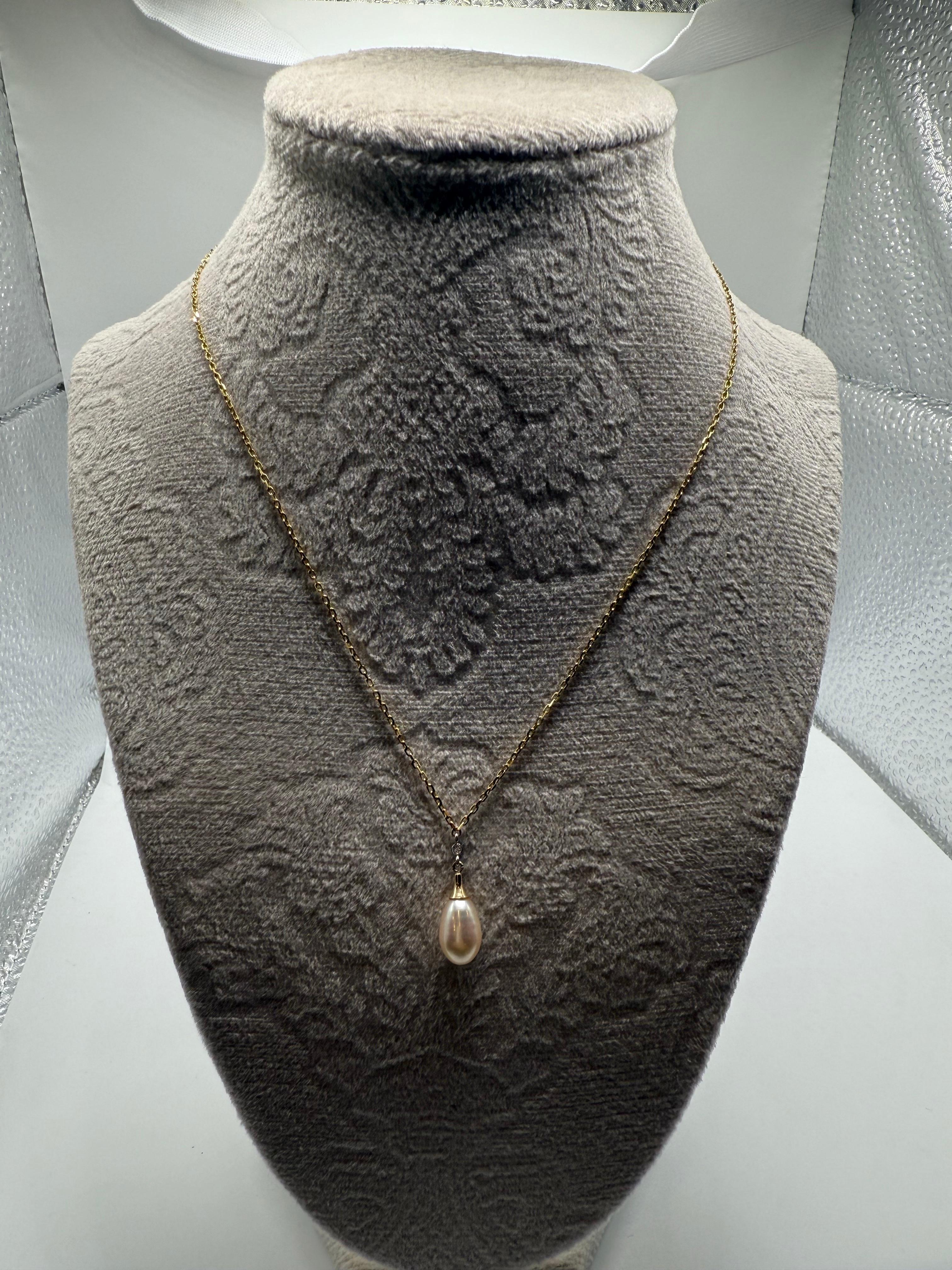 Collier pendentif perle diamant or jaune 10KT en vente 1