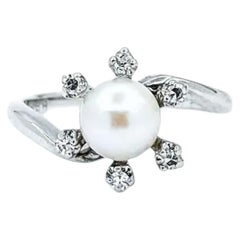 Pearl & Diamond Vintage Ring in 14k White Gold