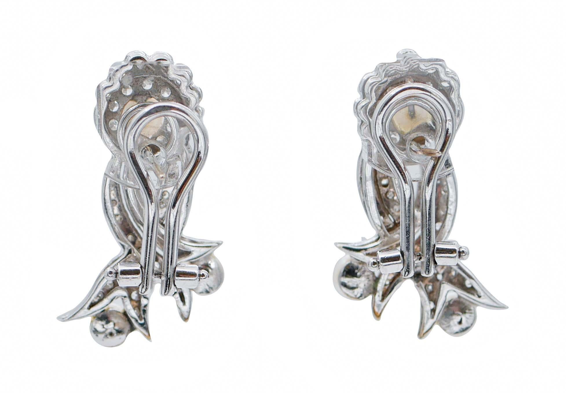 Retro Pearl Diamond White Gold Earrings