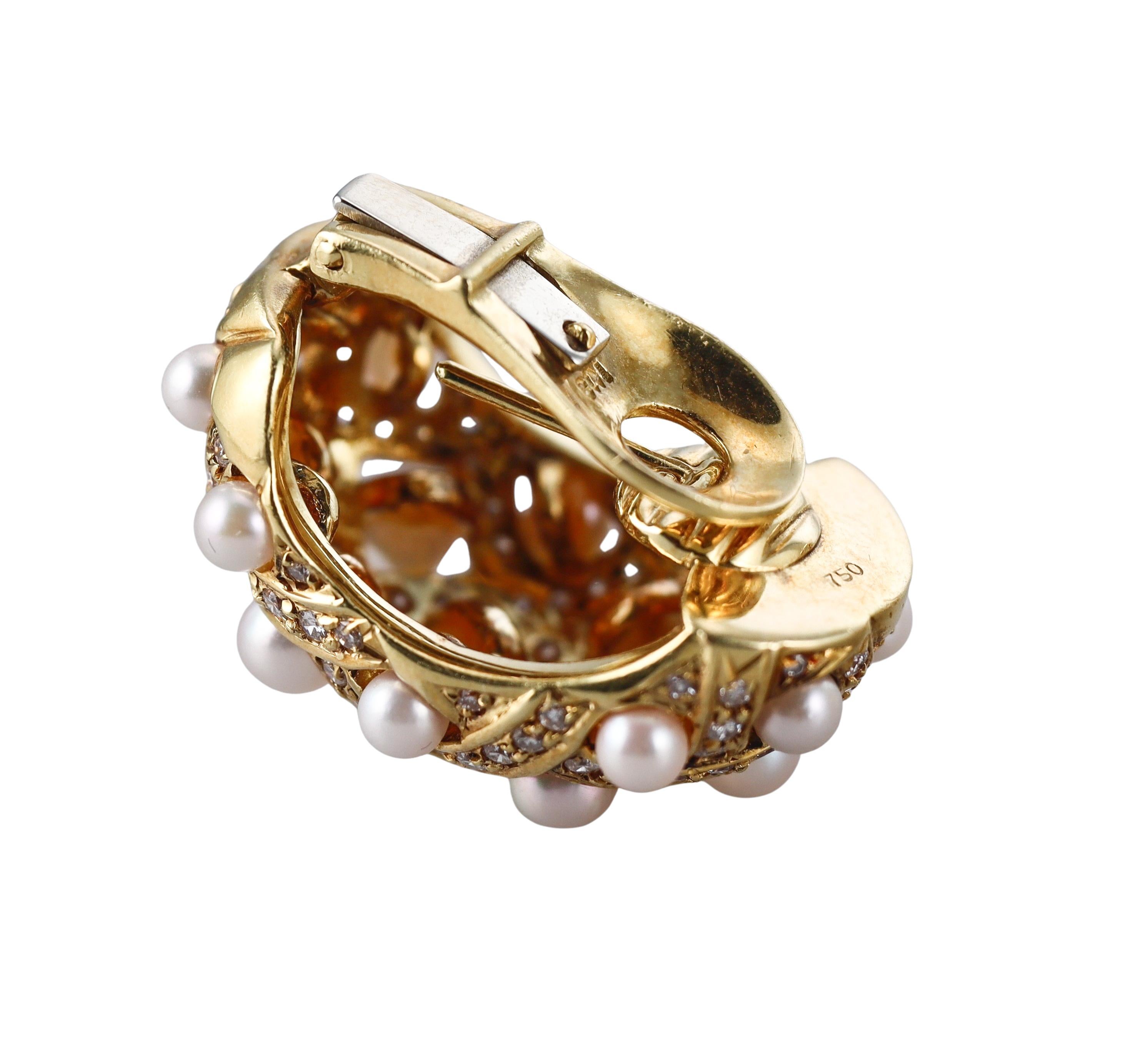 Pearl Diamond Yellow Gold Domed Earrings In Excellent Condition For Sale In New York, NY