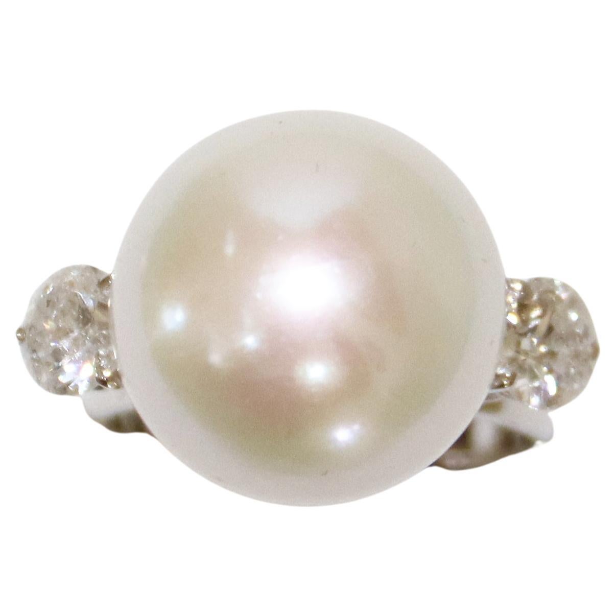 Pearl Diamonds 18 Karat White Gold Cocktail Ring