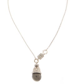 Pearl Diamonds 18 Karat White Gold Pendant Necklace