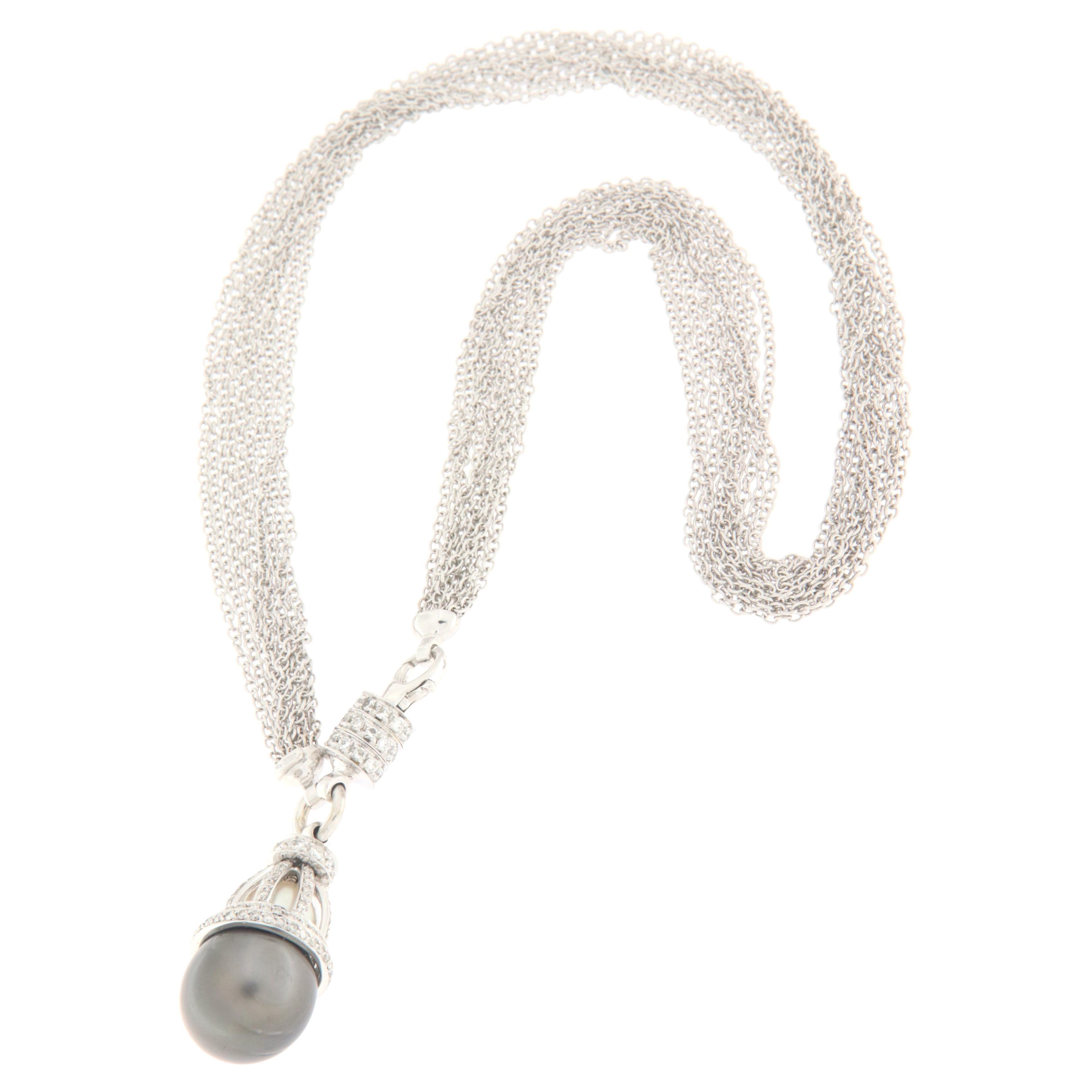 Pearl Diamonds 18 Karat White Gold Pendant Necklace