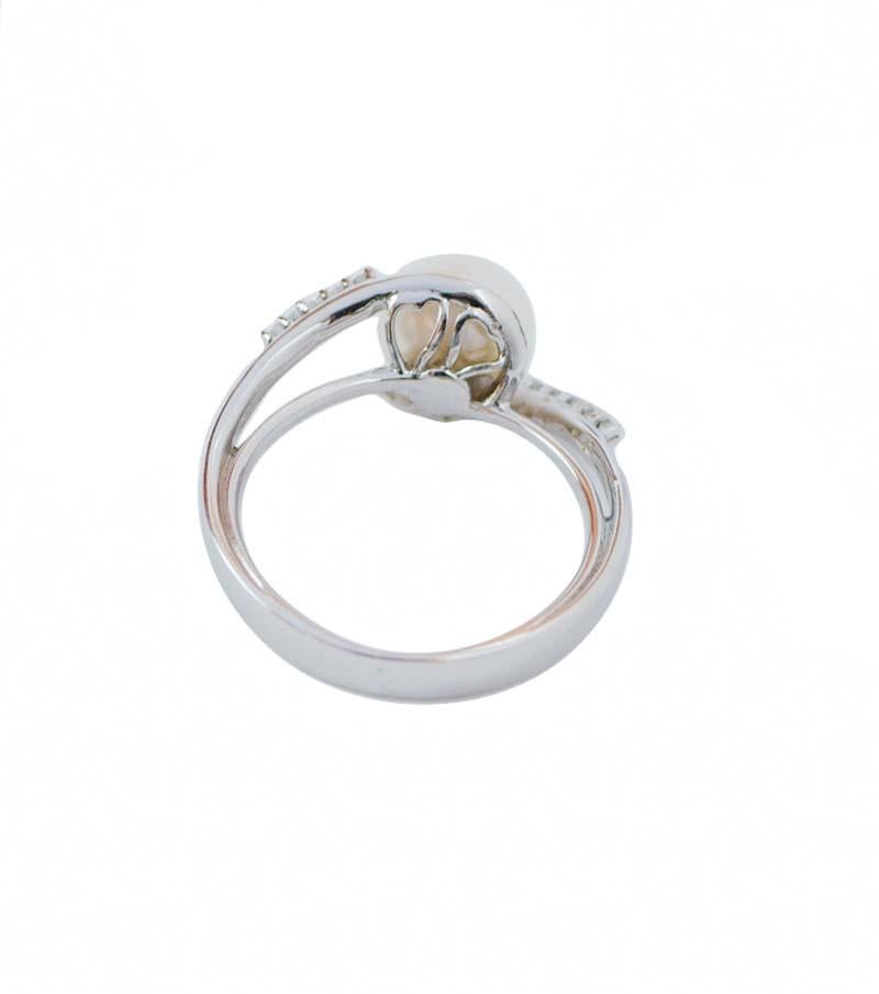 Modern Pearl, Diamonds, 18 Karat White Gold Ring. For Sale
