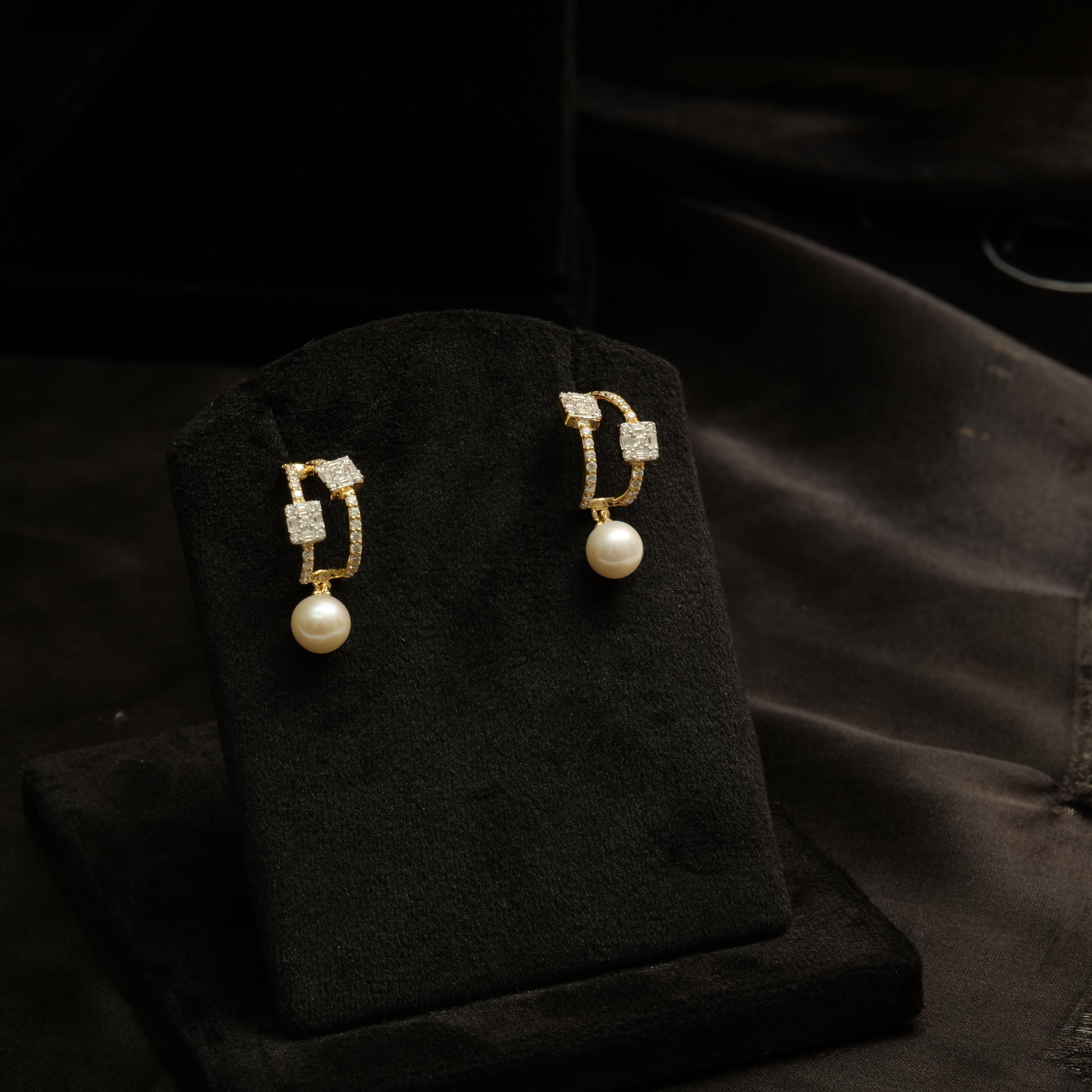 Boucles d'oreilles perle et diamant en or massif 18K Neuf - En vente à New Delhi, DL