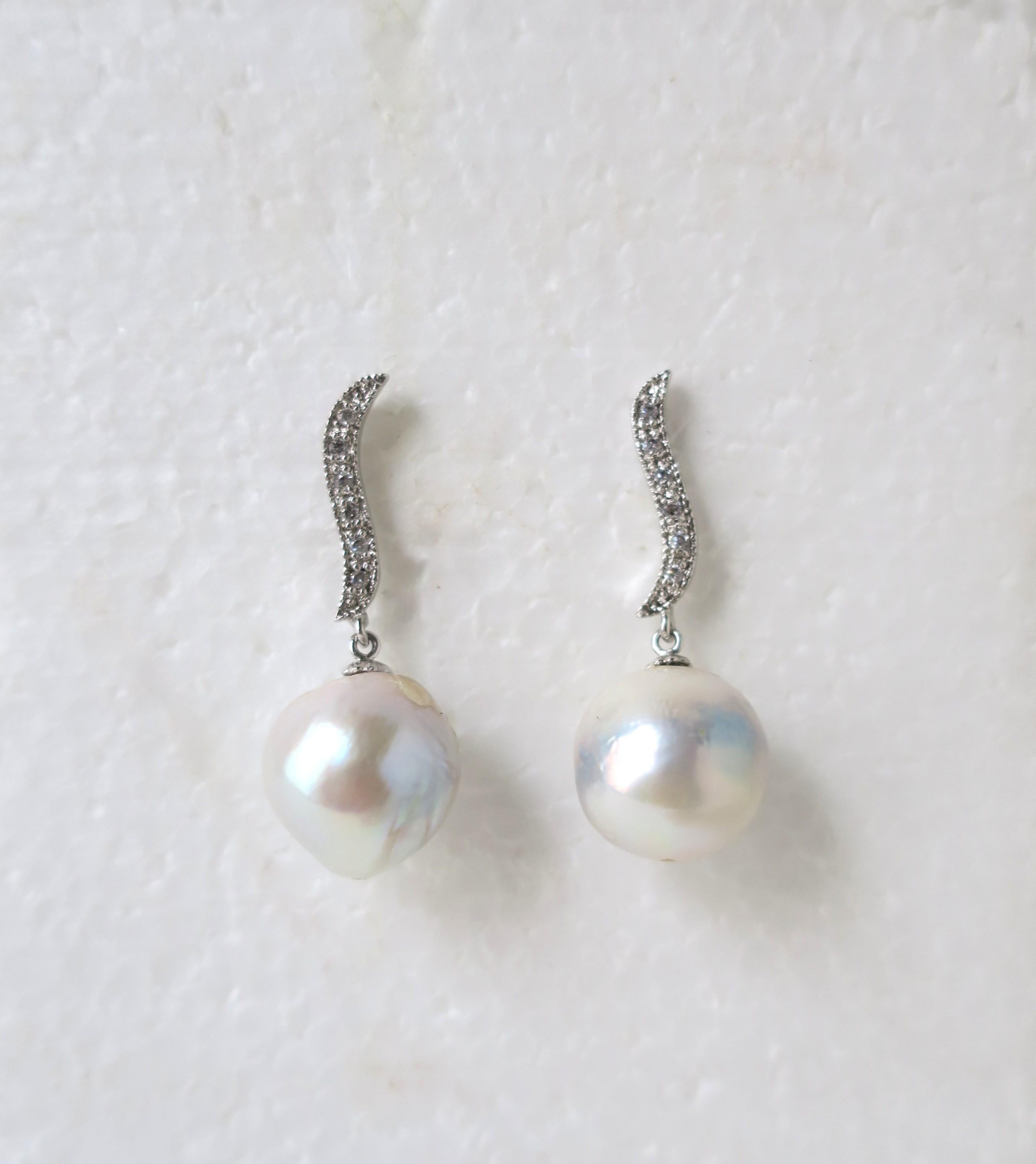 Pendientes de perlas Corte redondo en venta