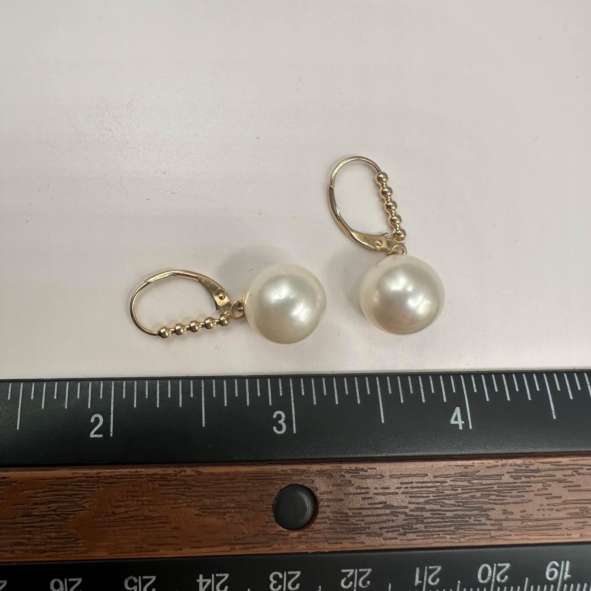 Women's Pearl Drop Earrings in 14kt Yellow Gold - 12mm Freshwater Pearls, Lever Backs For Sale