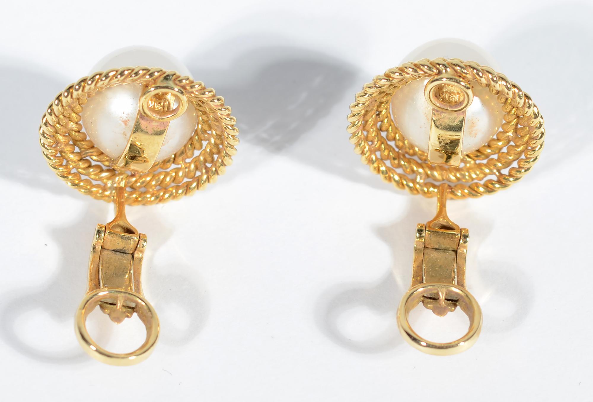 Pearl Earrings in Gold Collar For Sale 1