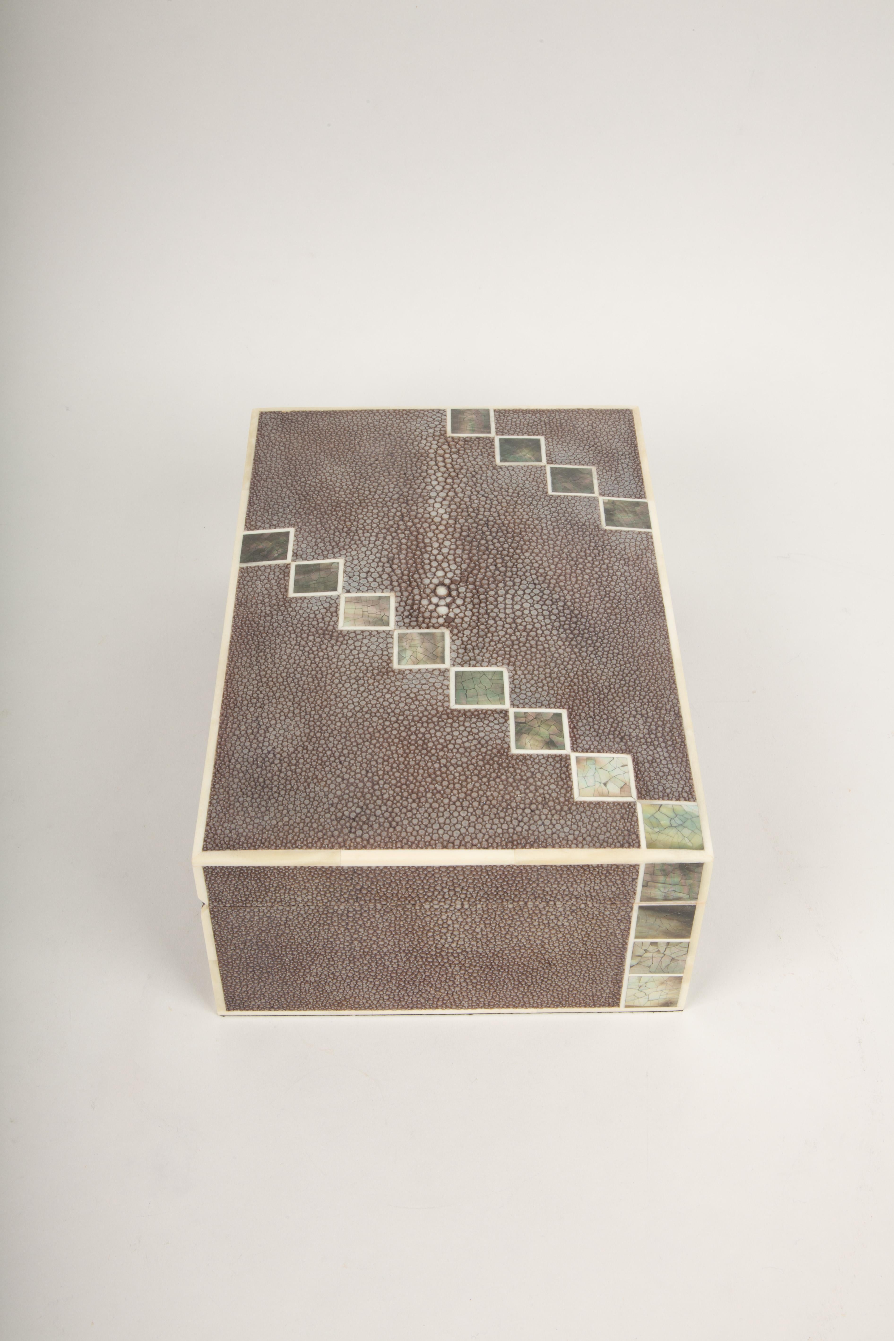 Contemporary Pearl Elegance: Shagreen Treasure Box For Sale