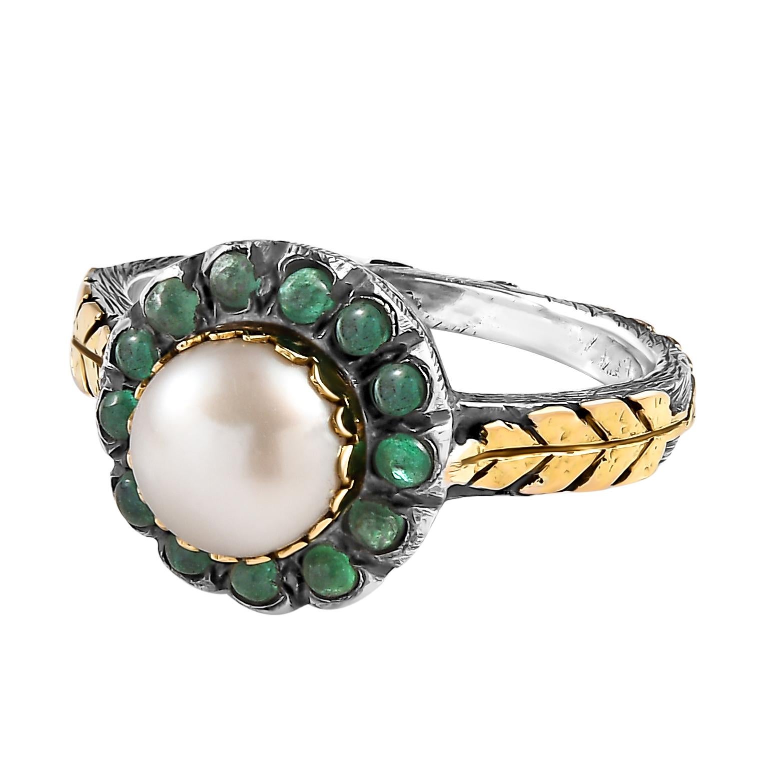 Anello d'argento con smeraldo e perla in oro 18 carati In condizioni Nuovo in vendita a Frome, Somerset