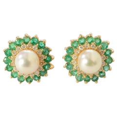 Boucles d'oreilles perles, émeraudes et diamants