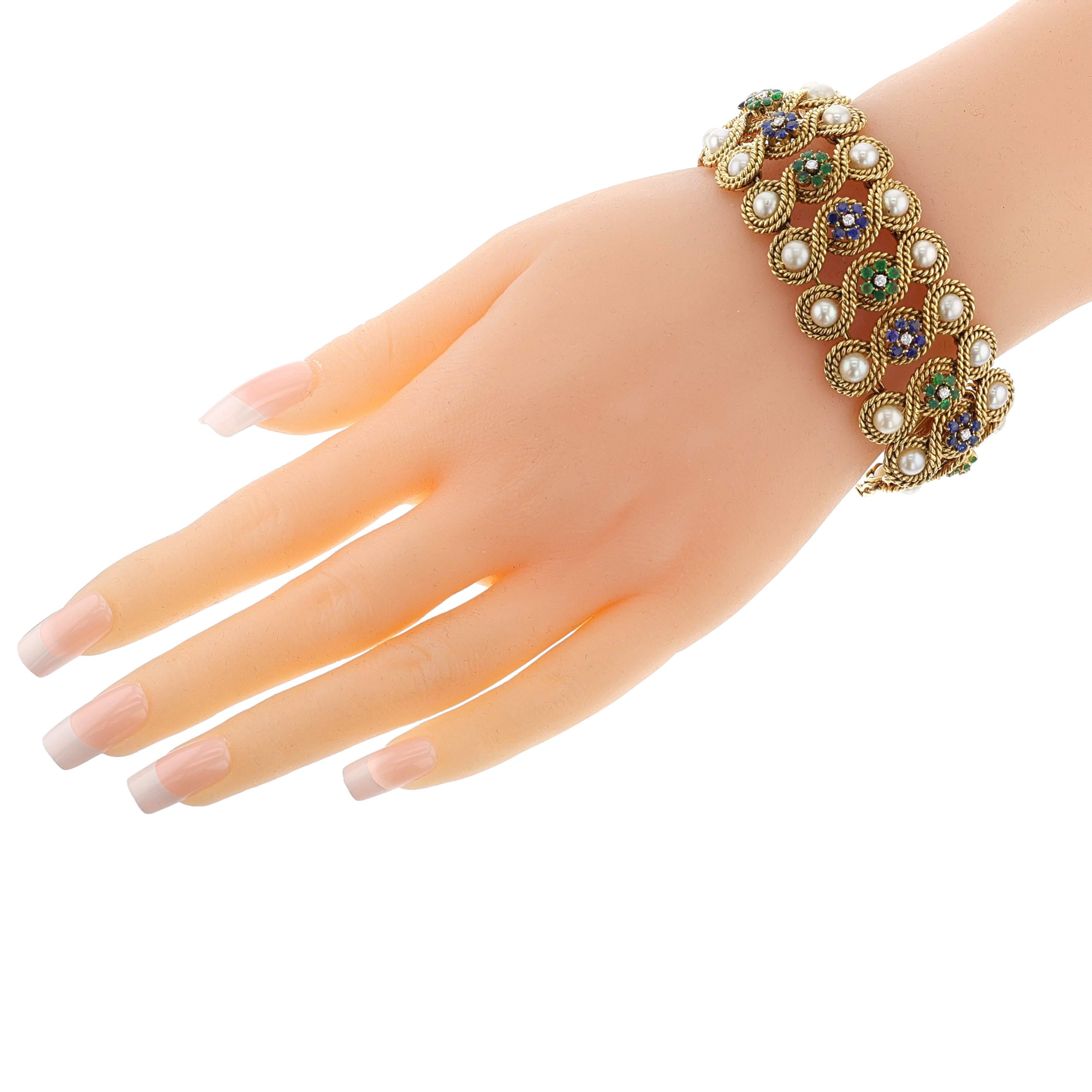Bracelet en perles, émeraudes, diamants et saphirs, 18k, à motifs de cordes en vente 1