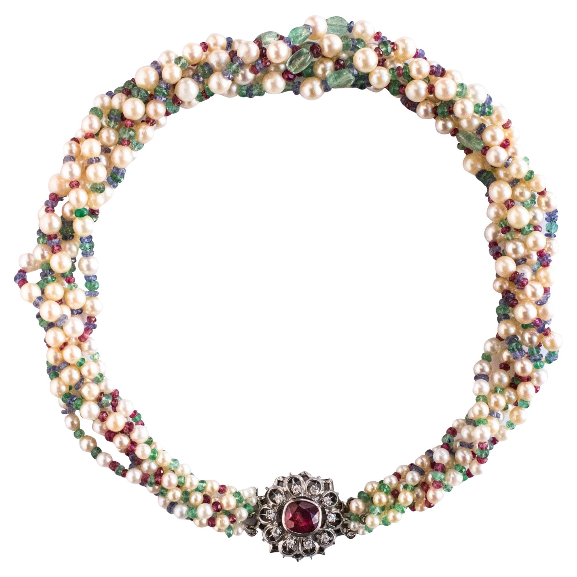 Halskette mit Perle, Smaragd, Saphir, Rubin und Spinell