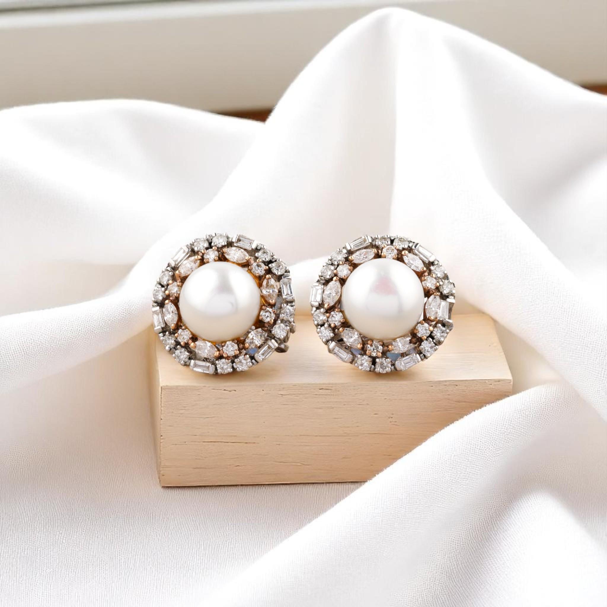 Taille Marquise Pearl Fancy Diamonds Halo Stud Earrings in 14K Solid Gold (Certified) en vente