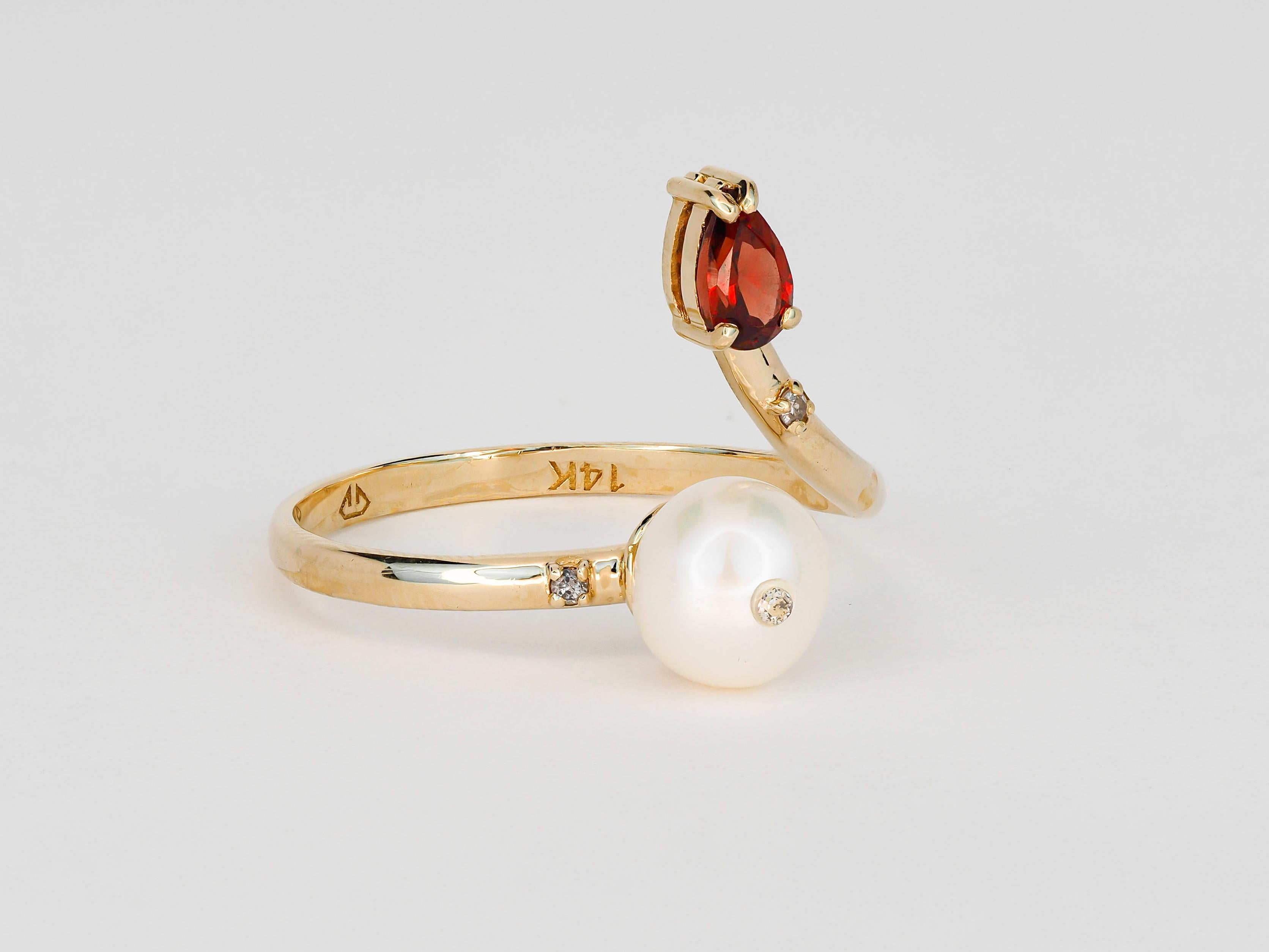 Modern Pearl, garnet 14k gold ring.  For Sale