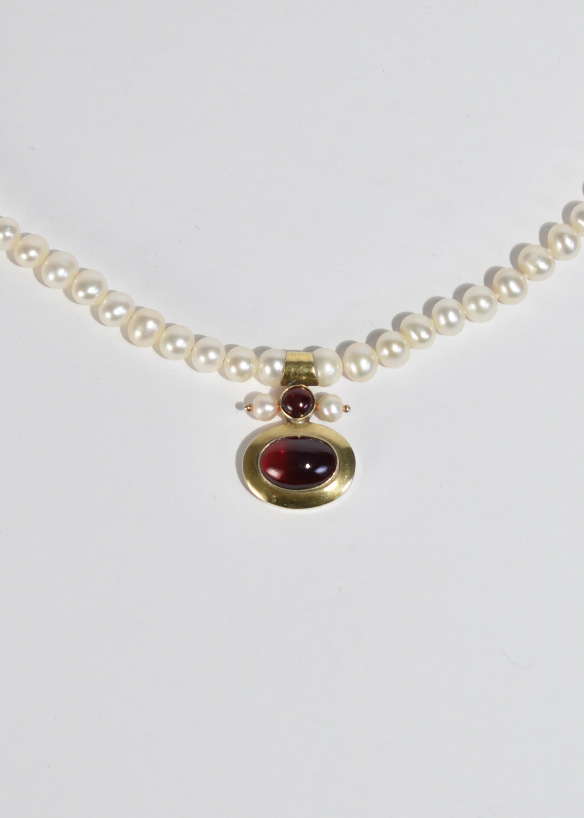 Bead Pearl Garnet Necklace