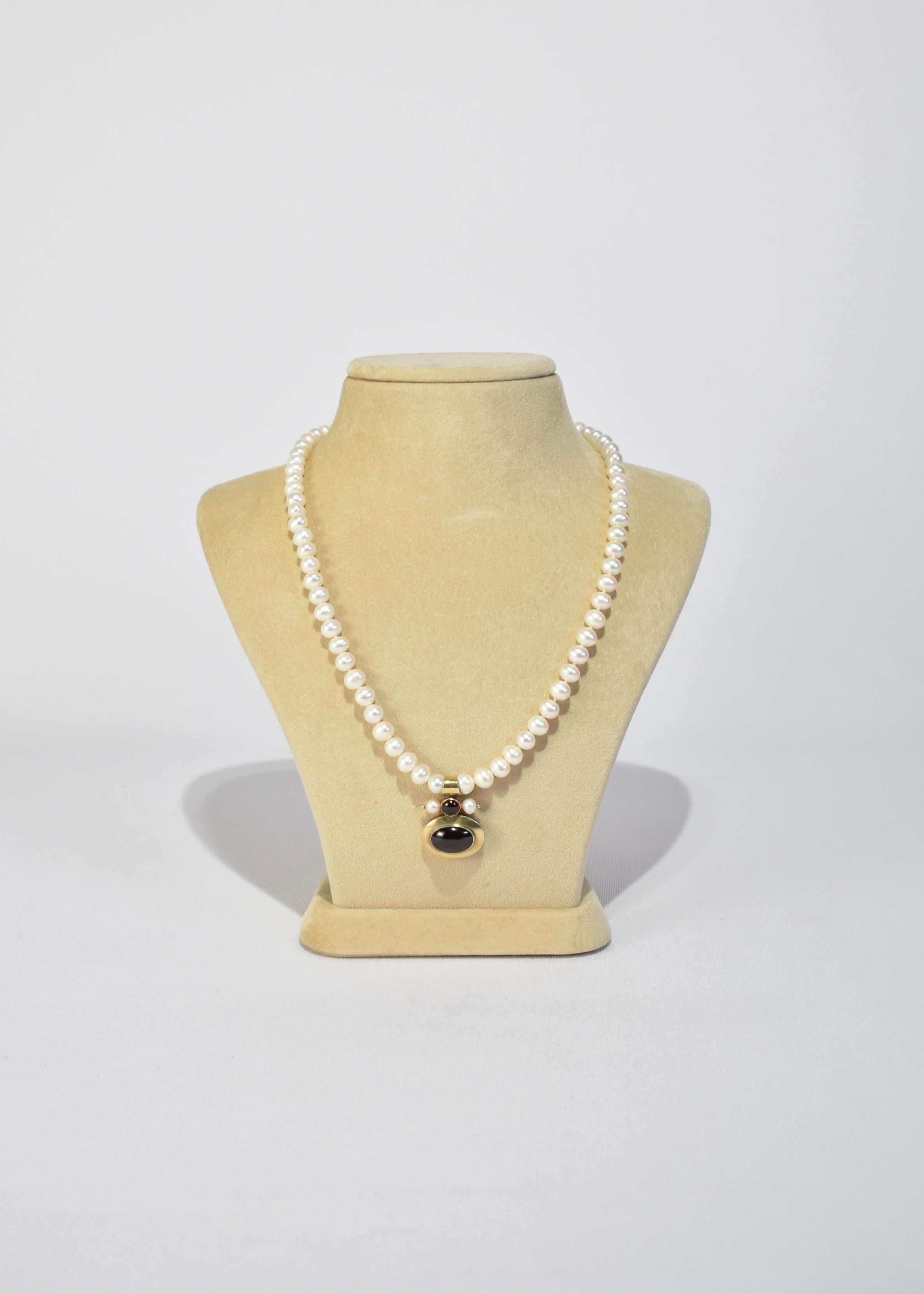 Pearl Garnet Necklace 1