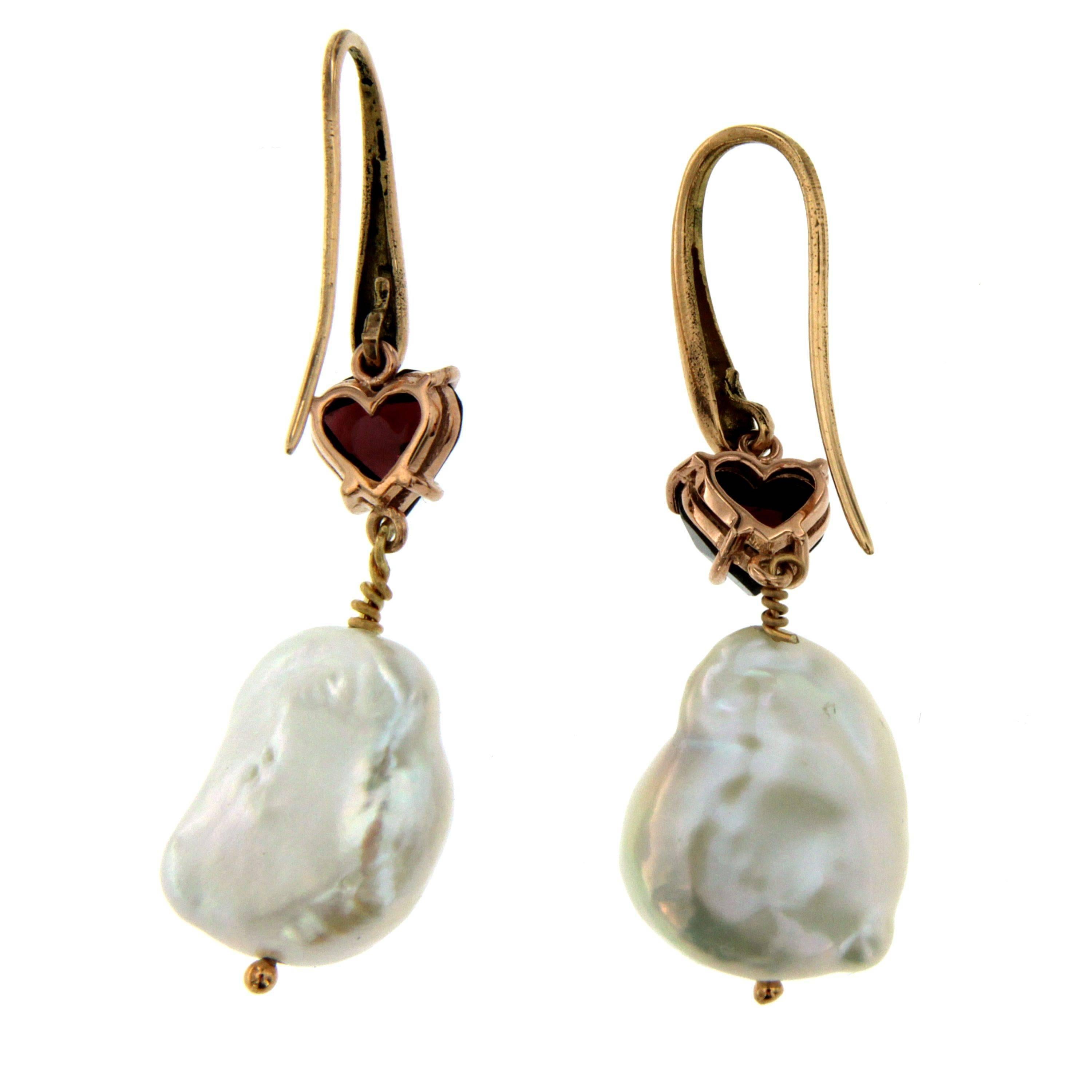 Pearl Heart Garnet Gold Earrings In New Condition For Sale In Napoli, Italy