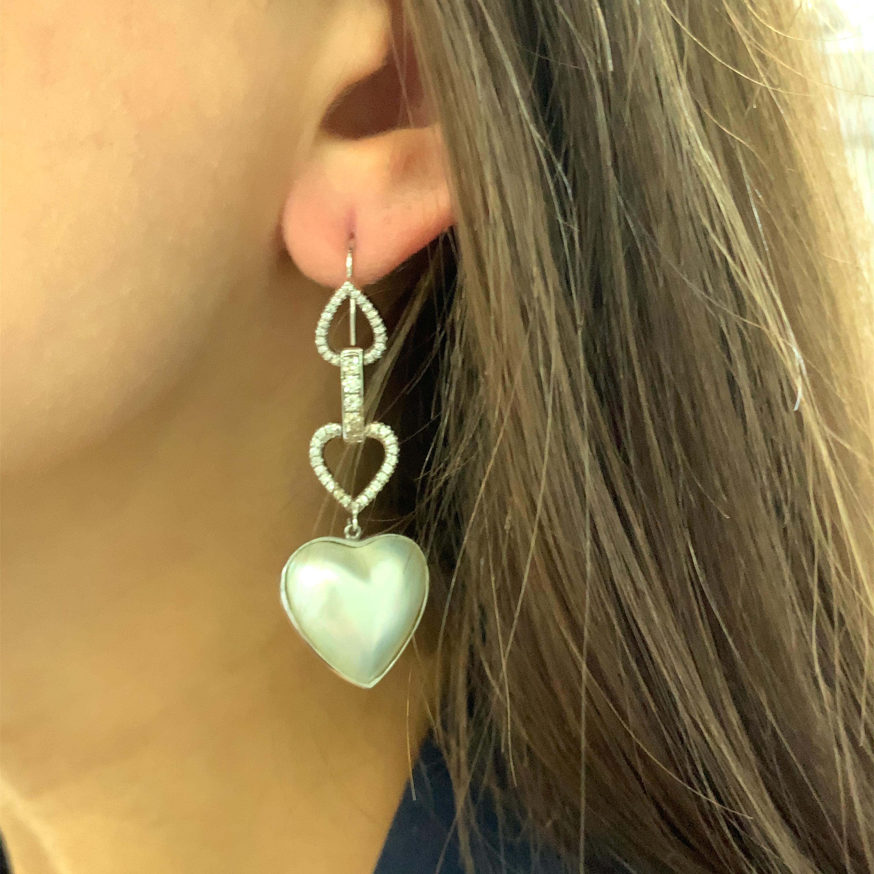 Pearl heart shape drop dangle earrings 18k white gold In New Condition For Sale In London, GB