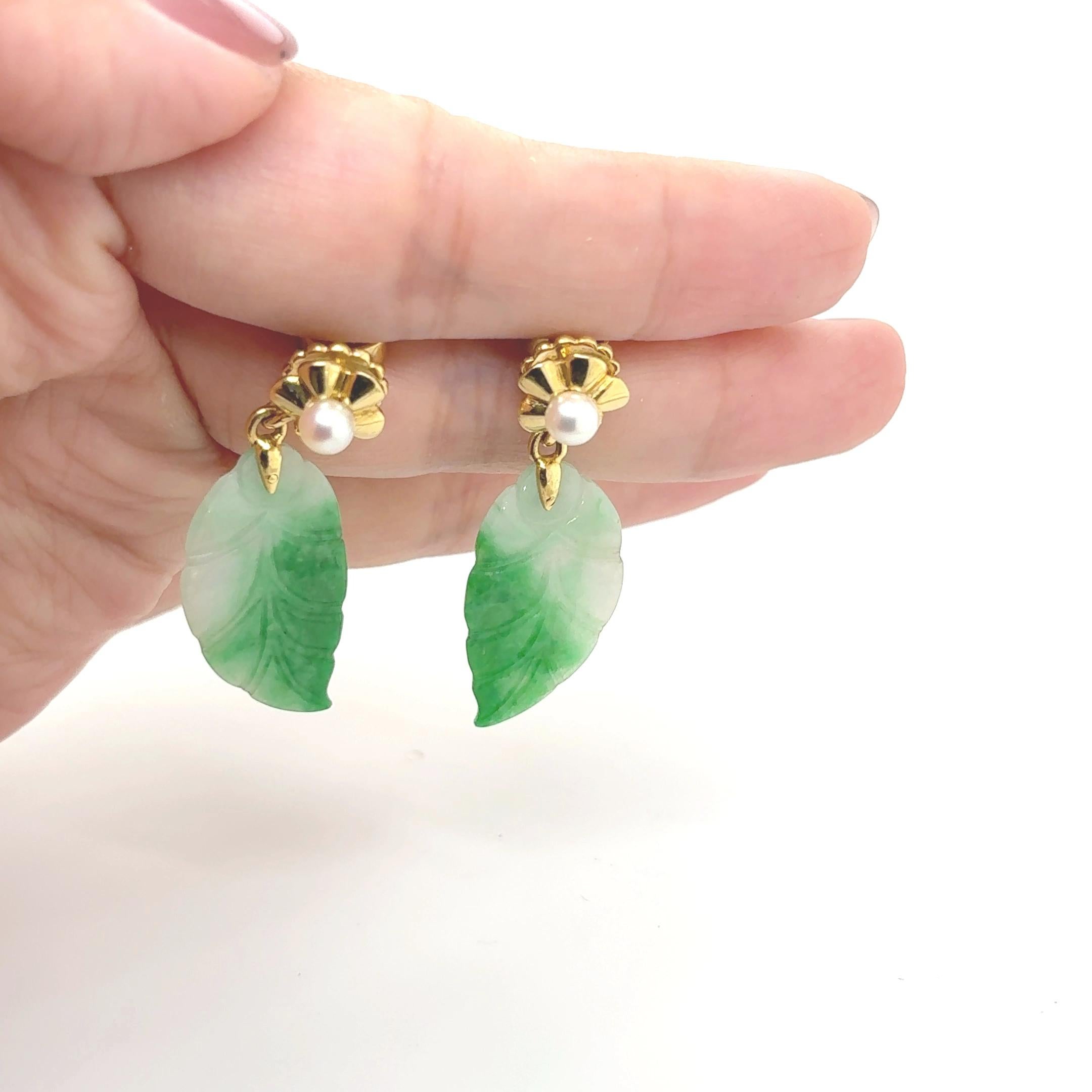 Orecchini di perle e foglie di giada in vendita 14