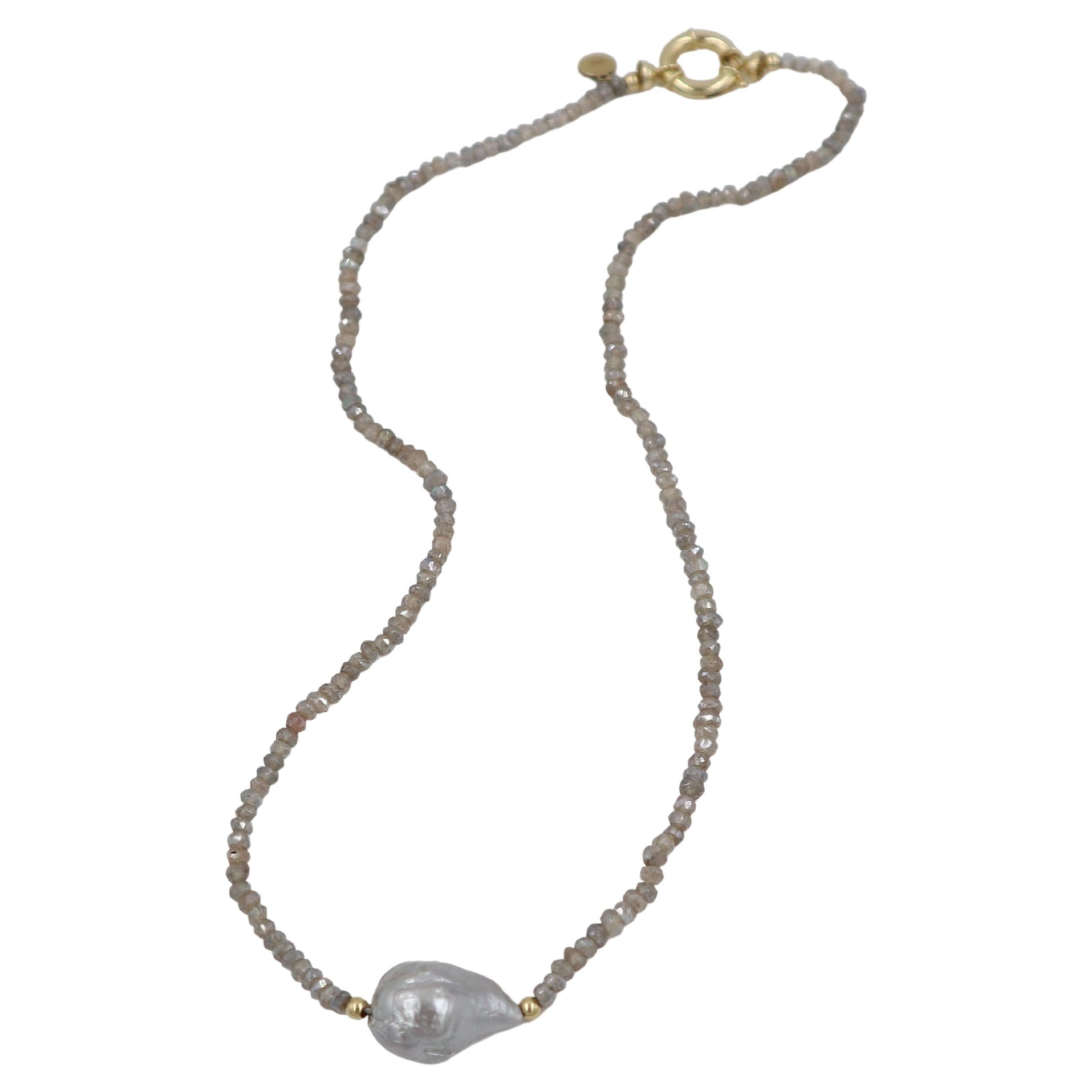 Collier en or 14K avec perles et labradorite