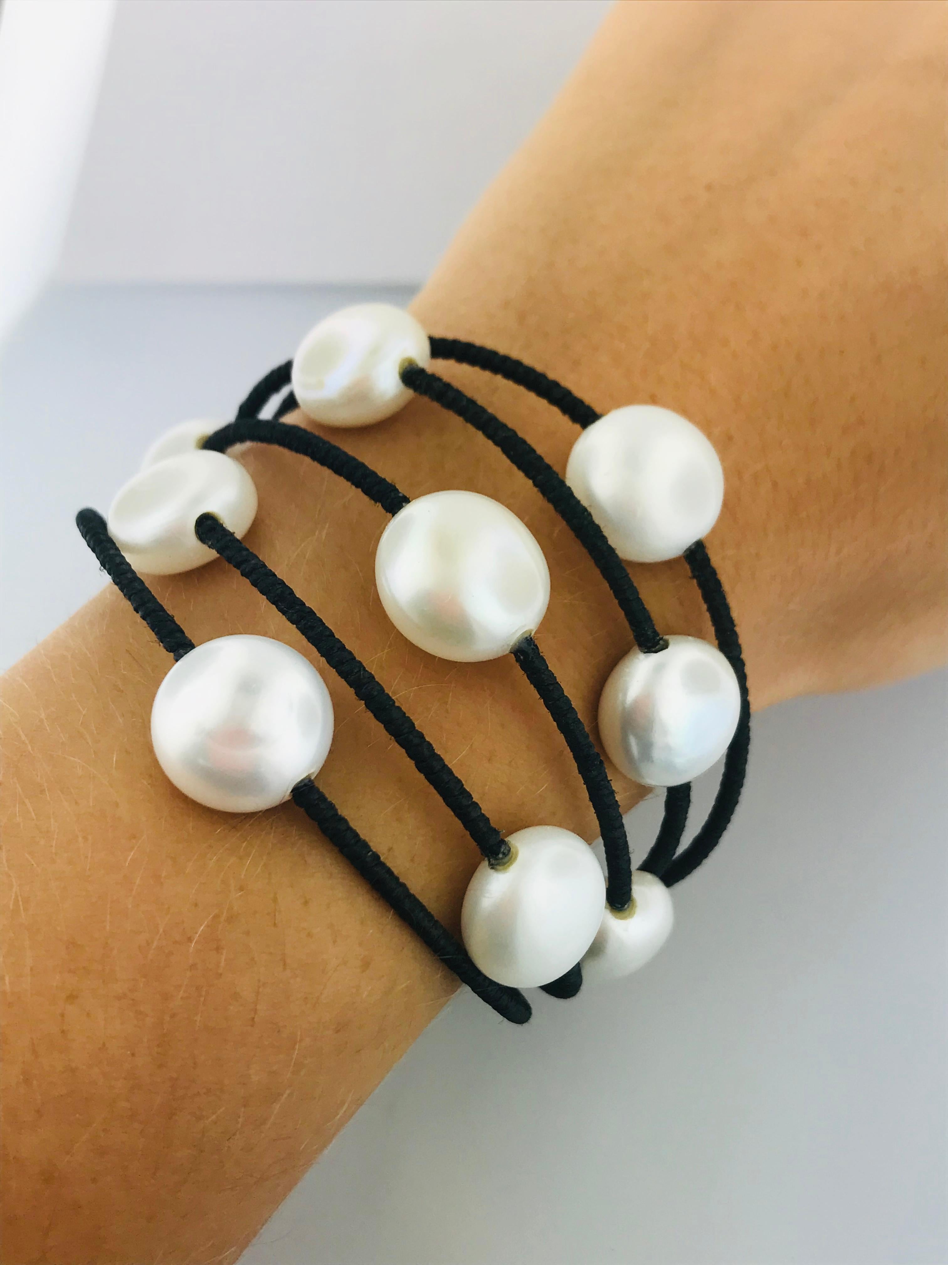 Pearl Cuff Bracelet, Flexible Edgy Genuine Cultured Pearl Bracelet, Black White In New Condition In Austin, TX