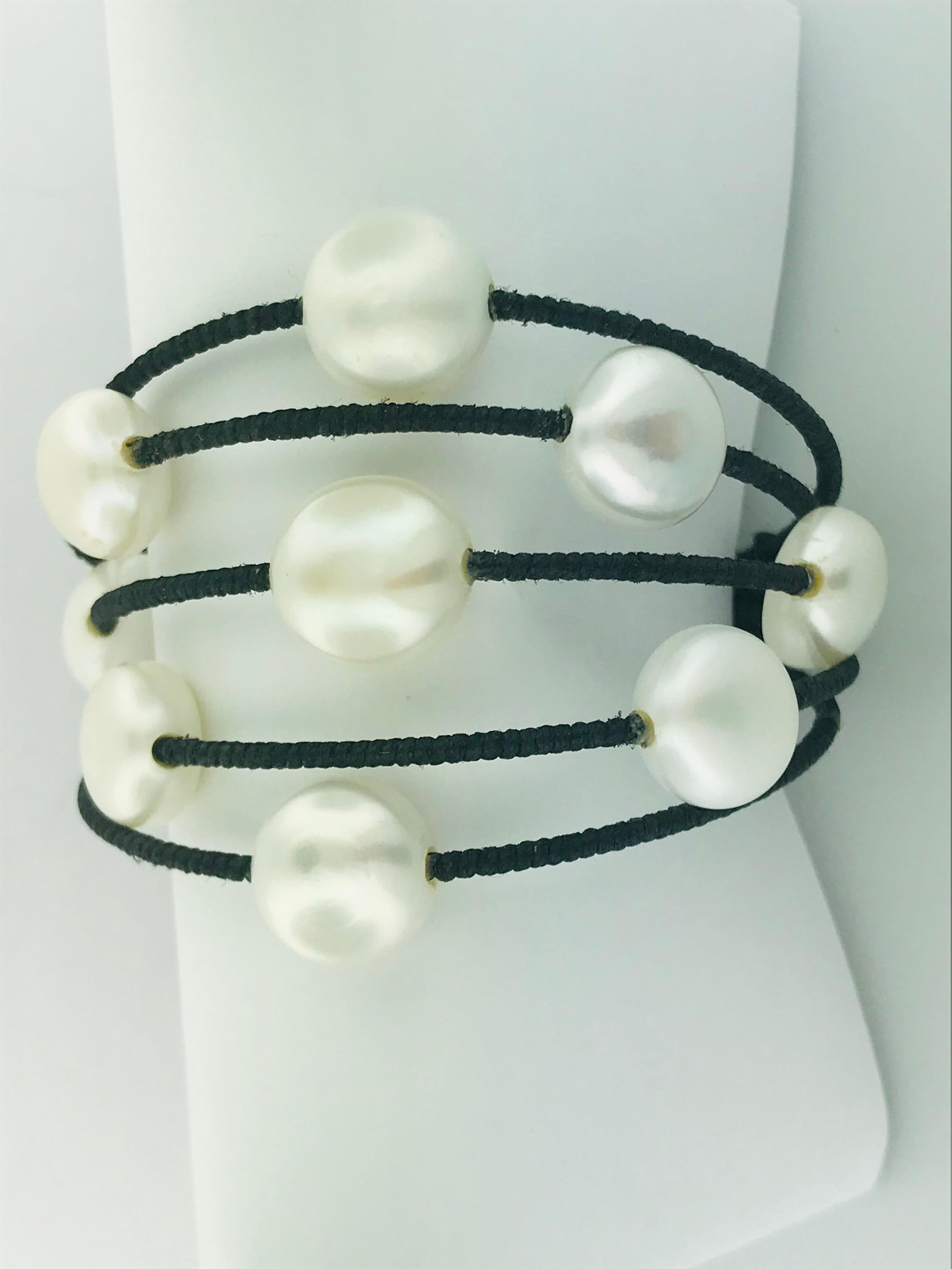 Women's Pearl Cuff Bracelet, Flexible Edgy Genuine Cultured Pearl Bracelet, Black White
