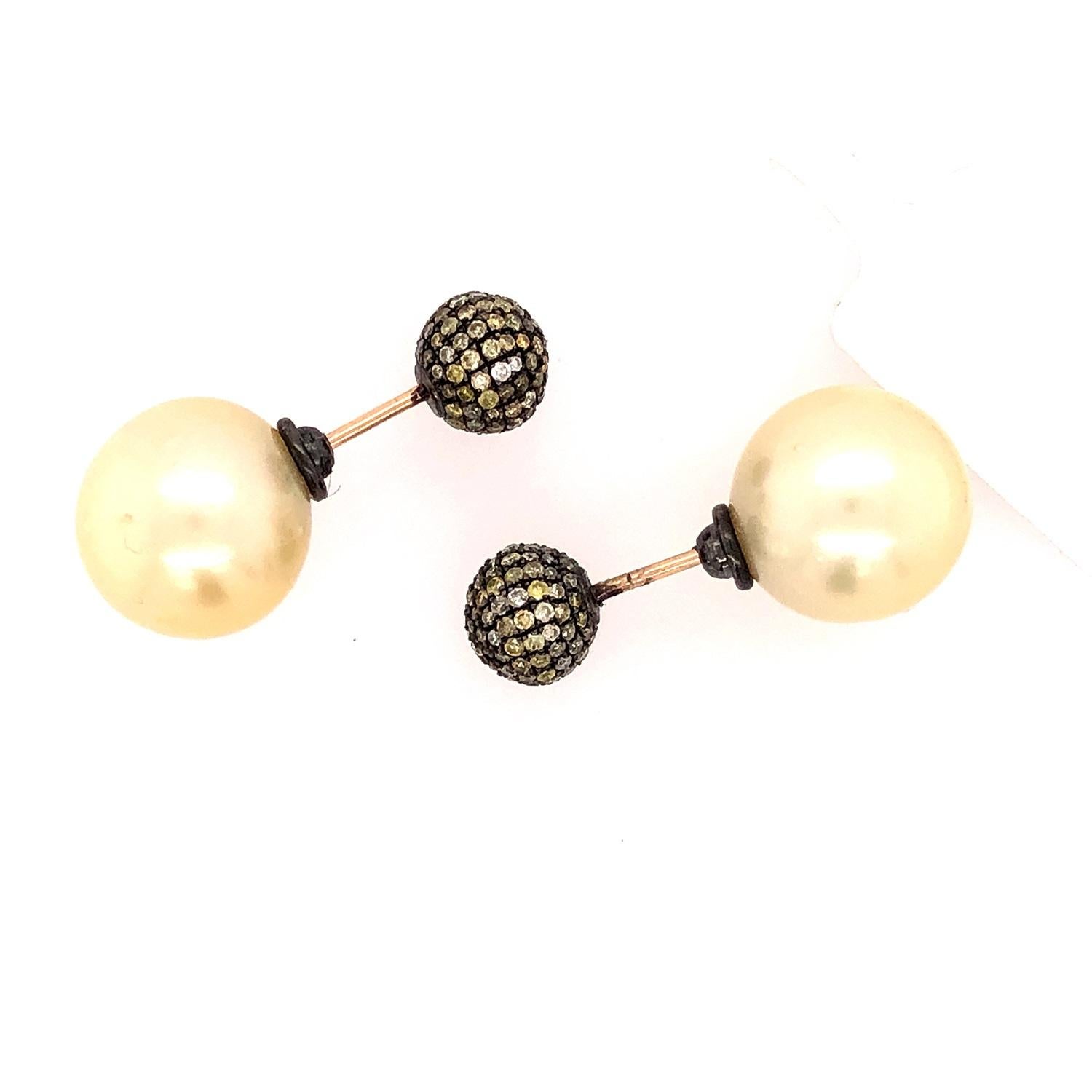 Pearl & Micro Pave Diamond Ball Tunnel Earring Made in 14k Gold In New Condition For Sale In New York, NY