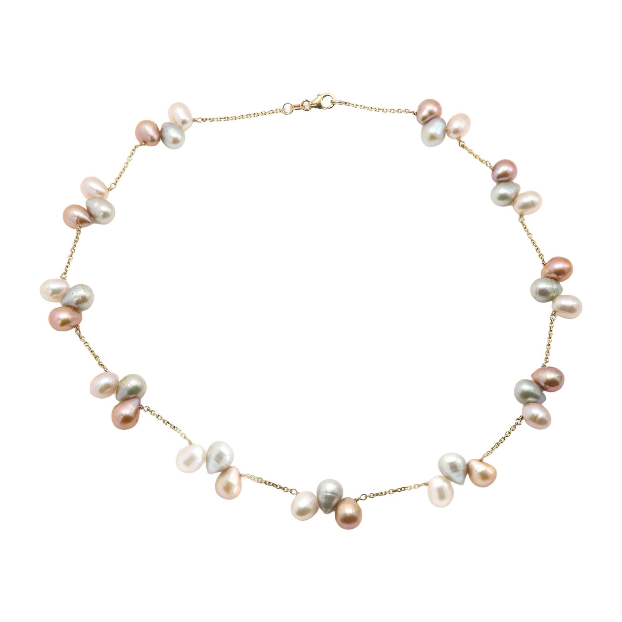 Pearl Necklace 14 Karat Yellow Gold Multi Color Pearls Beaded in Gold Chain For Sale 5