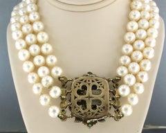 Pearl necklace and claps with emerald and rose cut diamond 14k gold and silver