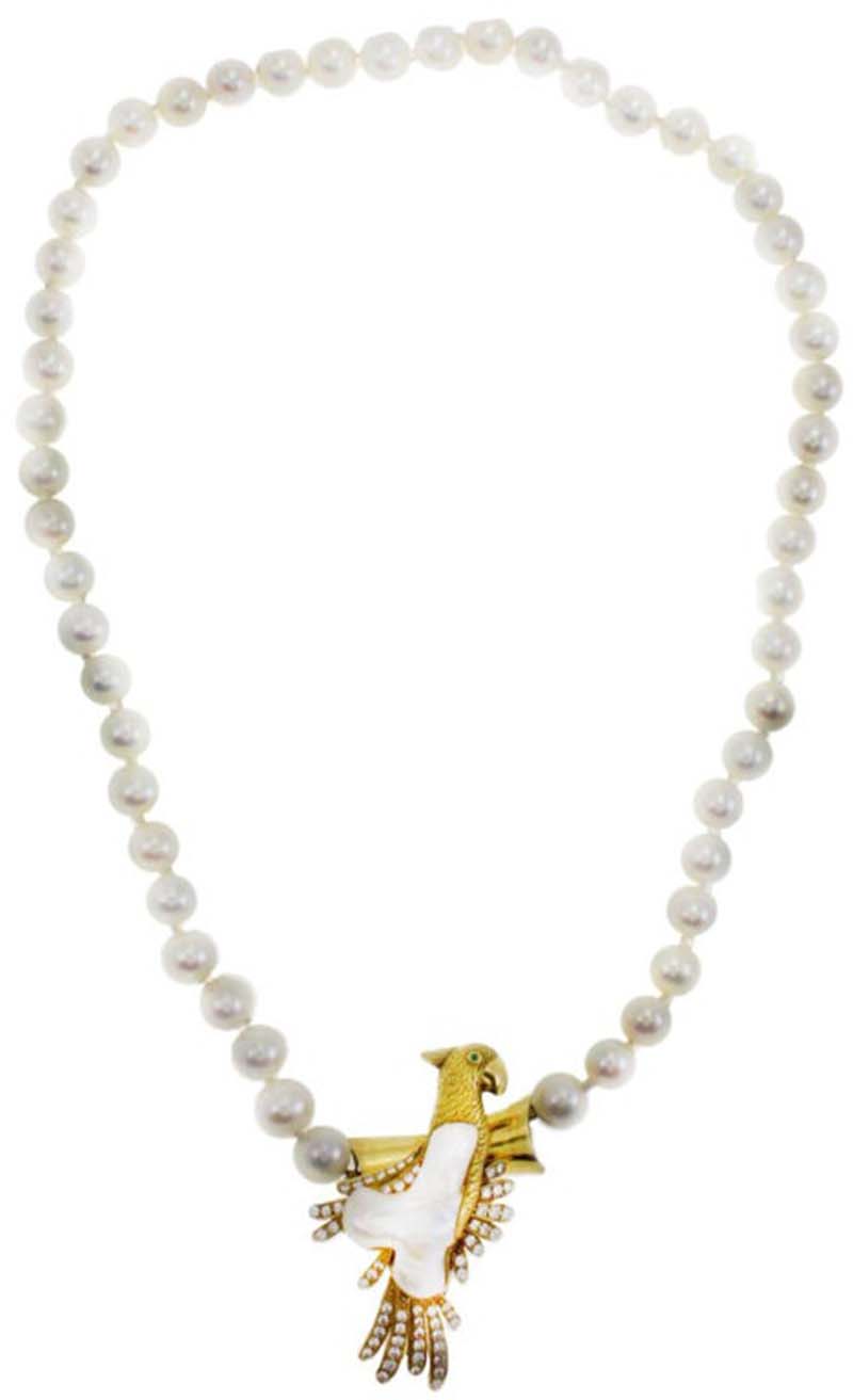 Pearl Necklace and Parrot Gold Brooch/Clasp