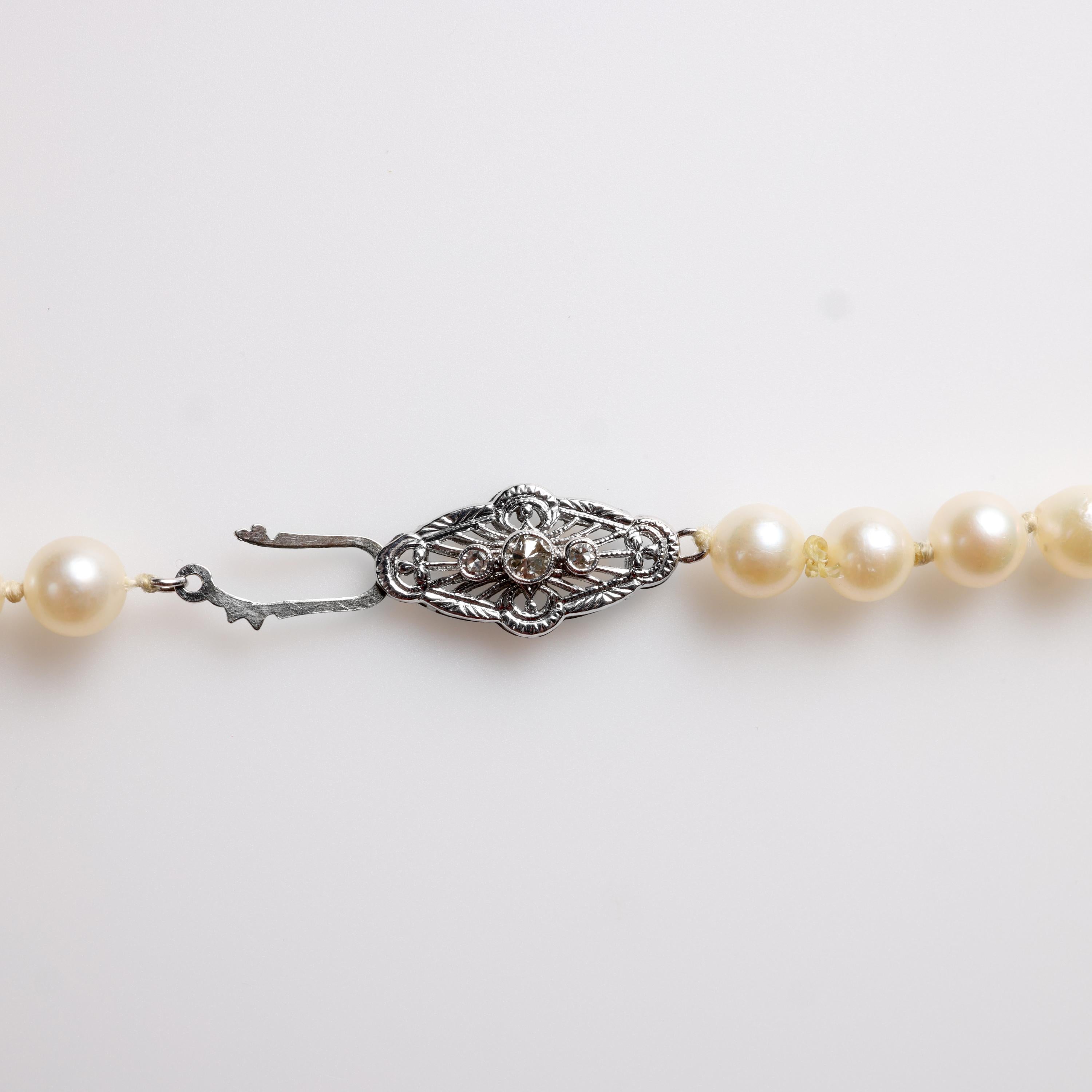 Collana di perle Art Deco Circa 1940s Perle coltivate Akoya Chiusura con diamanti 21