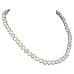 Pearl necklace