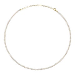 Pearl Necklace in 14K Yellow Gold
