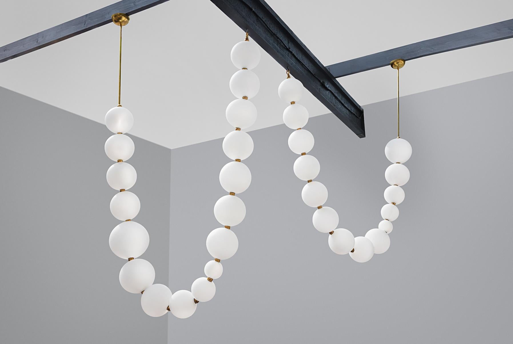 Pearl Necklace Pendant Light, Ludovic Clément d’Armont In New Condition In Geneve, CH
