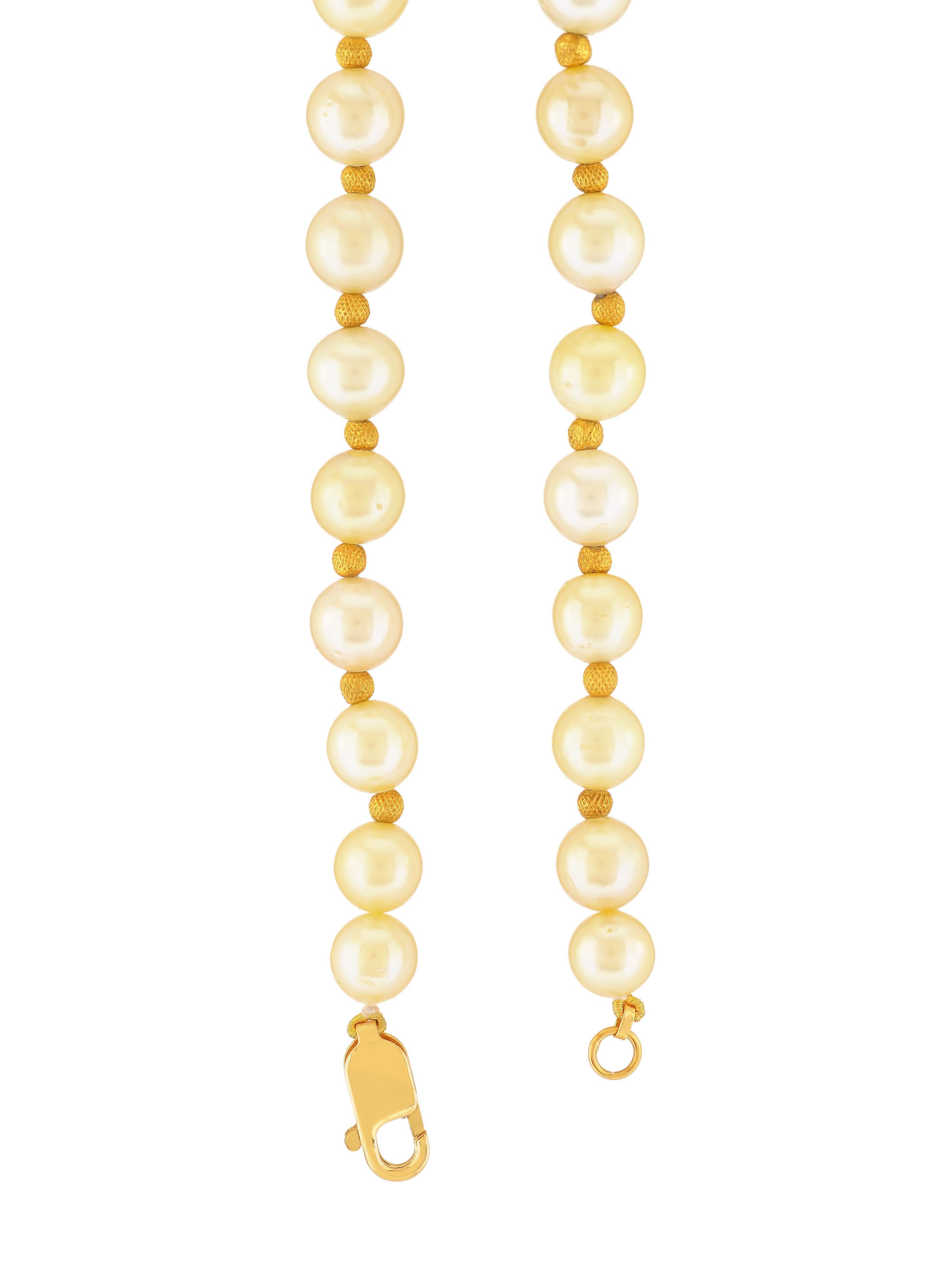 Bead Pearl Necklace with 3 Diamond and Enamel Pendants in 18k Gold For Sale