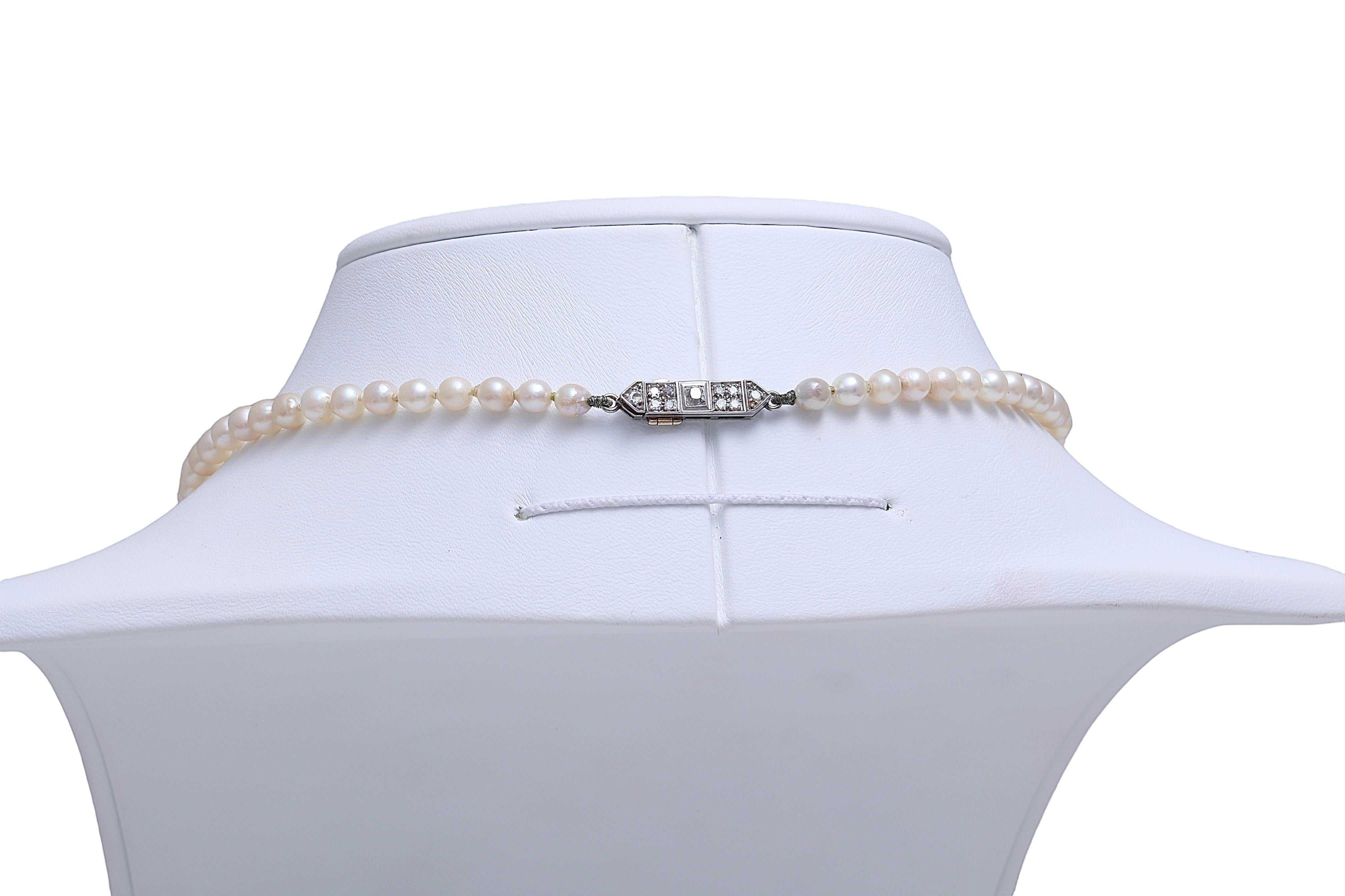 Pearl Necklace with Akoya Pearls & Platinum With Diamond Locker For Sale 4