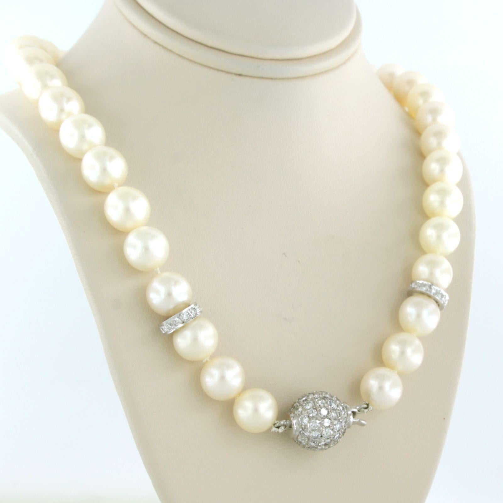 Modern Pearl necklace with Diamond lock up to 2.20ct 18k gold For Sale