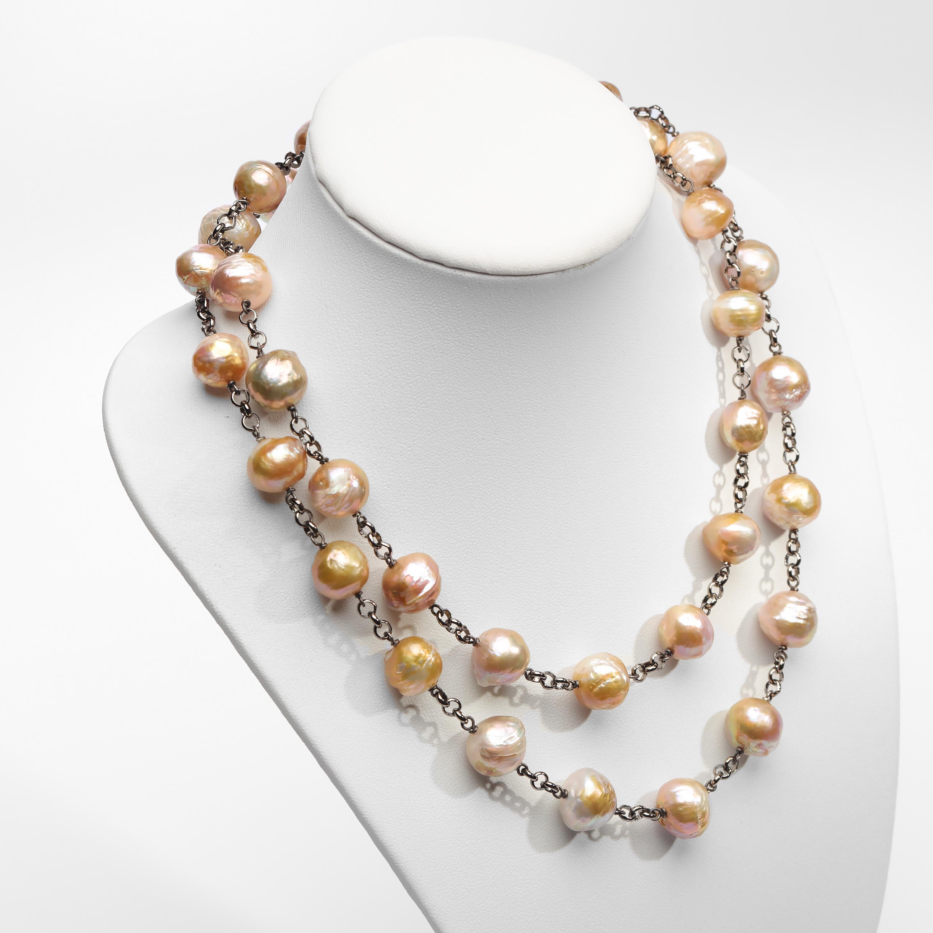 Artisan Collier de perles avec lustre métallique sont des perles d'eau douce de culture chinoises en vente