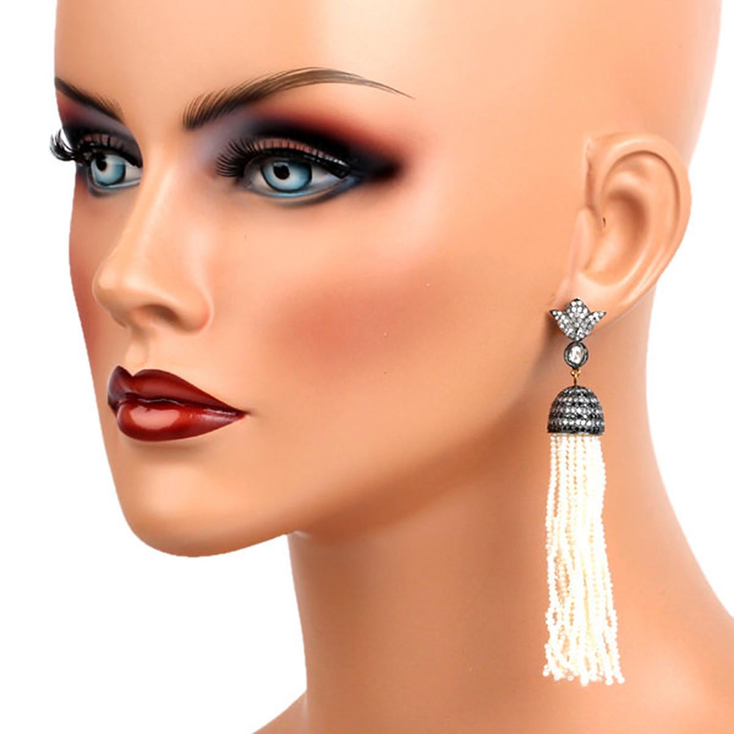 Perlen-Ohrringe mit Quaste und Pavé-Diamant aus 14 Karat Gold und Silber (Gemischter Schliff) im Angebot