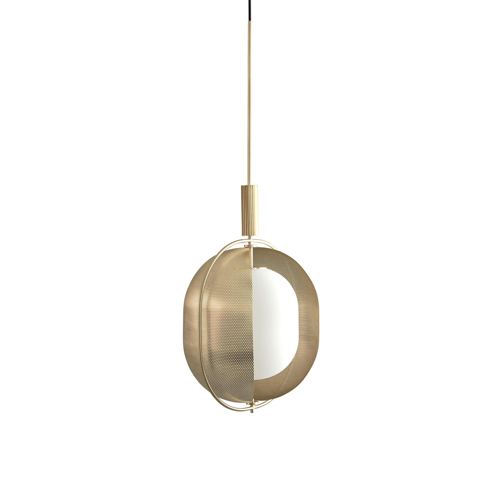 Pearl Pendant by 101 Copenhagen
Designed by Kristian Sofus Hansen & Tommy Hyldahl.
Dimensions: L 35 x W 35 x H 54,5 cm

Materials: All metal parts incl. frame, lampshade, ceiling cup, screws etc. are made of 100% iron. All visible components