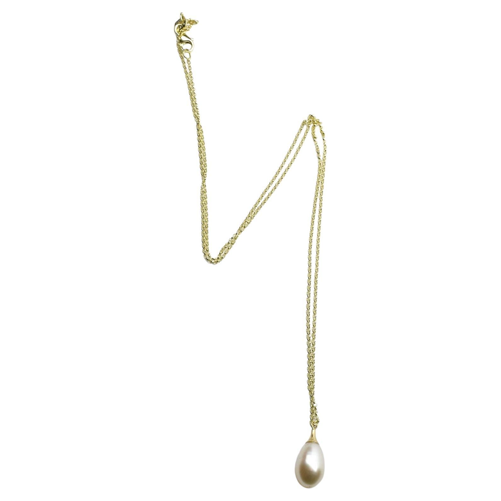 Pearl pendant necklace 14KT yellow gold For Sale
