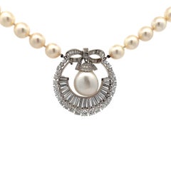 Vintage Pearl Pendant Necklace